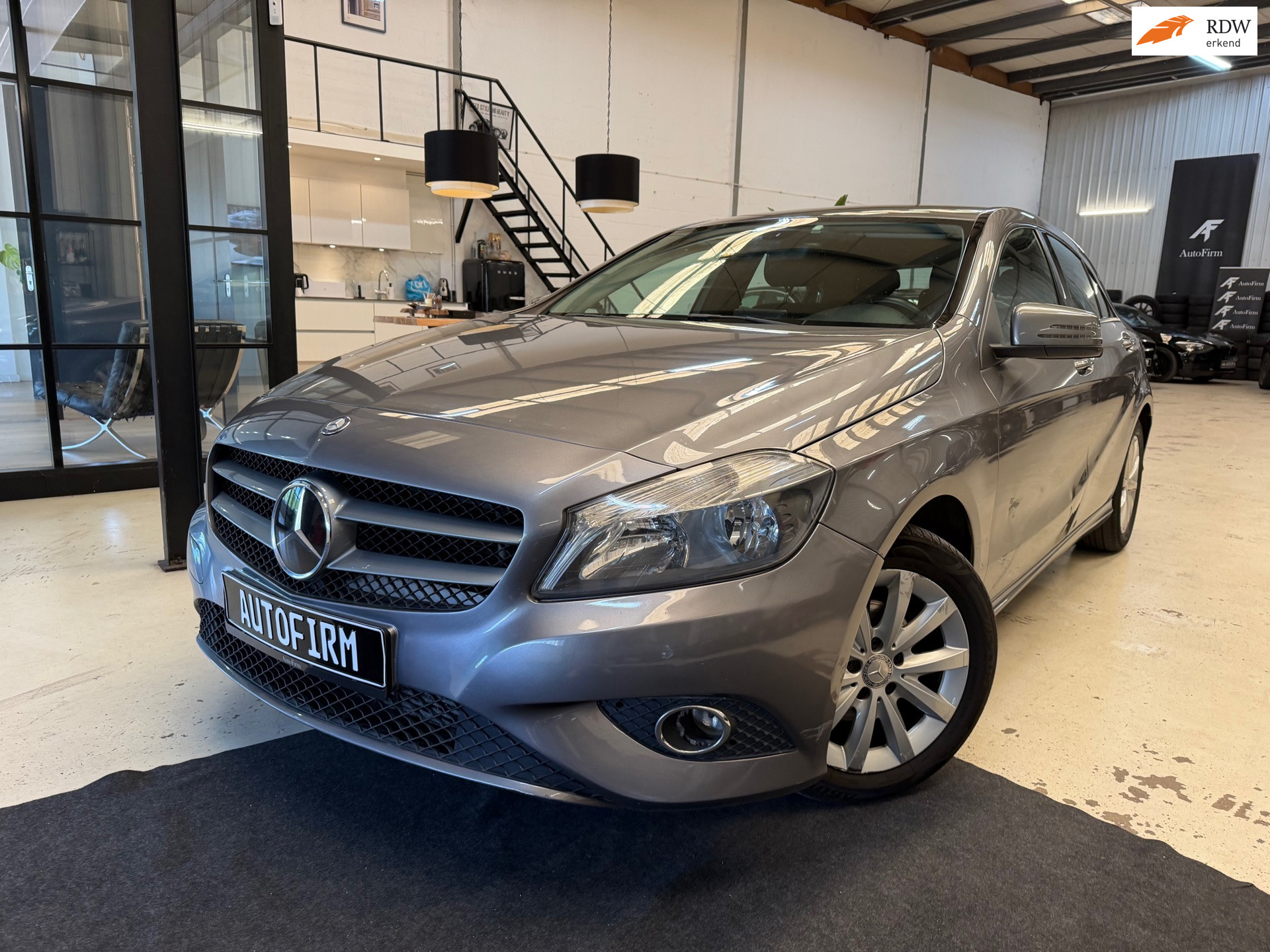 Mercedes-Benz A-Klasse Prestige Automaat Cruise Control Navi Lichtmetalen velgen