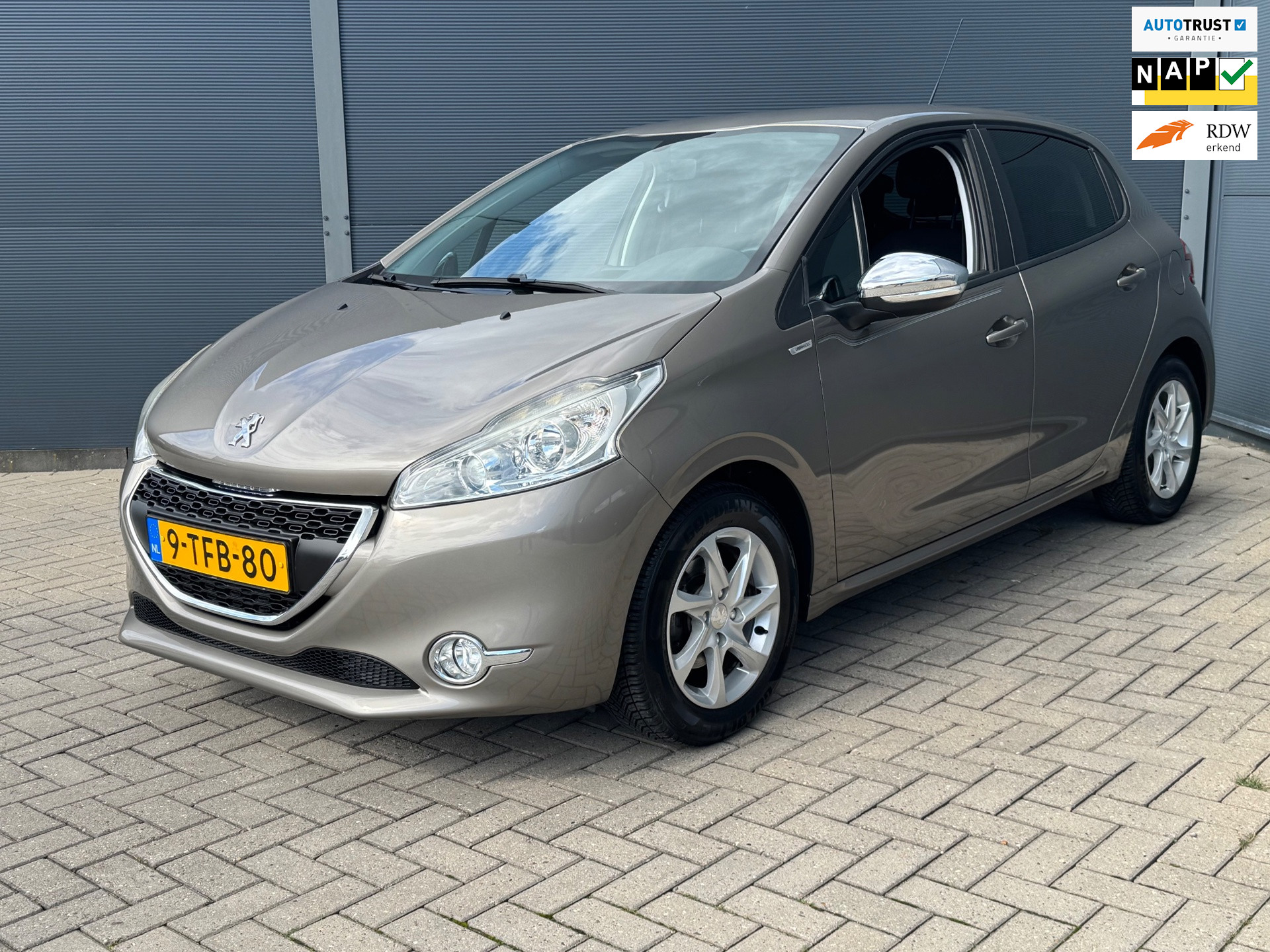 Peugeot 208 1.2 VTi Urban Soul / Nap / Pdc