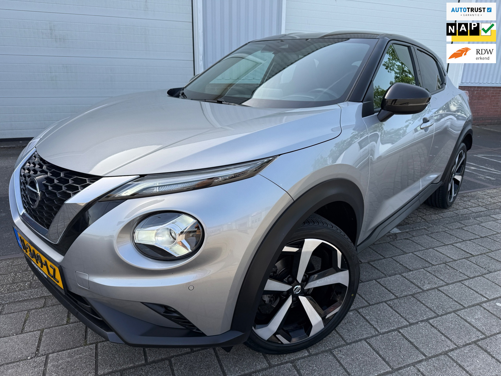 Nissan Juke 1.0 DIG-T Premiere Edition AUTOMAAT SPORT LUXE CAM NAVI NAP
