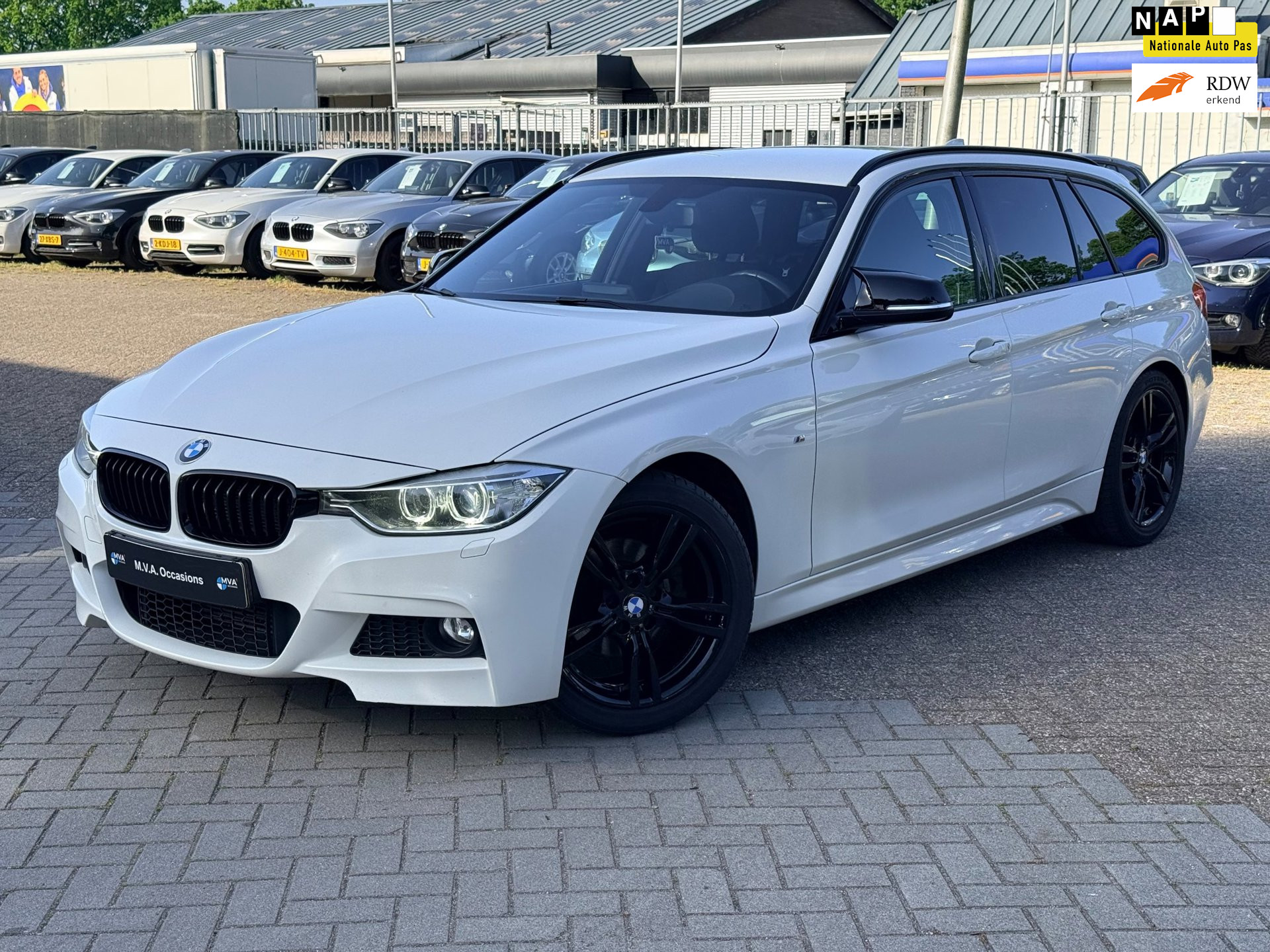 BMW 3 Serie Touring 316i Executive M Sport|Nieuwe Ketting + Klepseals|Navigatie|Trekhaak|Climate control|Cruise control|18 inch M