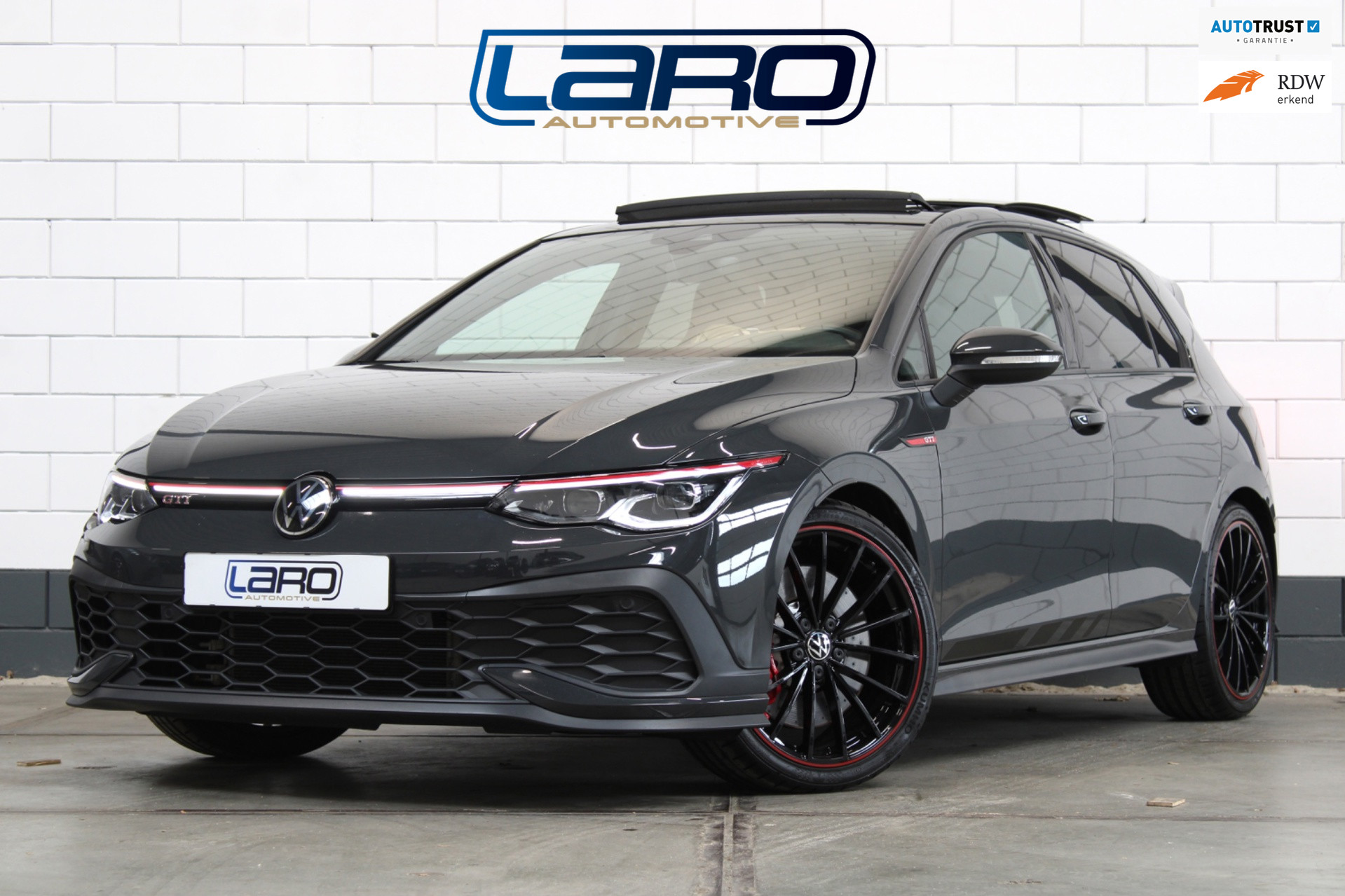 Volkswagen Golf 2.0 TSI GTI Clubsport | AKRA Pano Camera IQ.Lights Sfeer CarPlay ACC