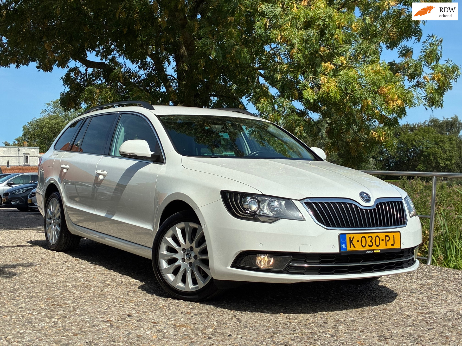 Škoda Superb Combi 1.4 TSI Active | Memory + Stoel verw. + Cruise + Clima nu €7.975,-!!!