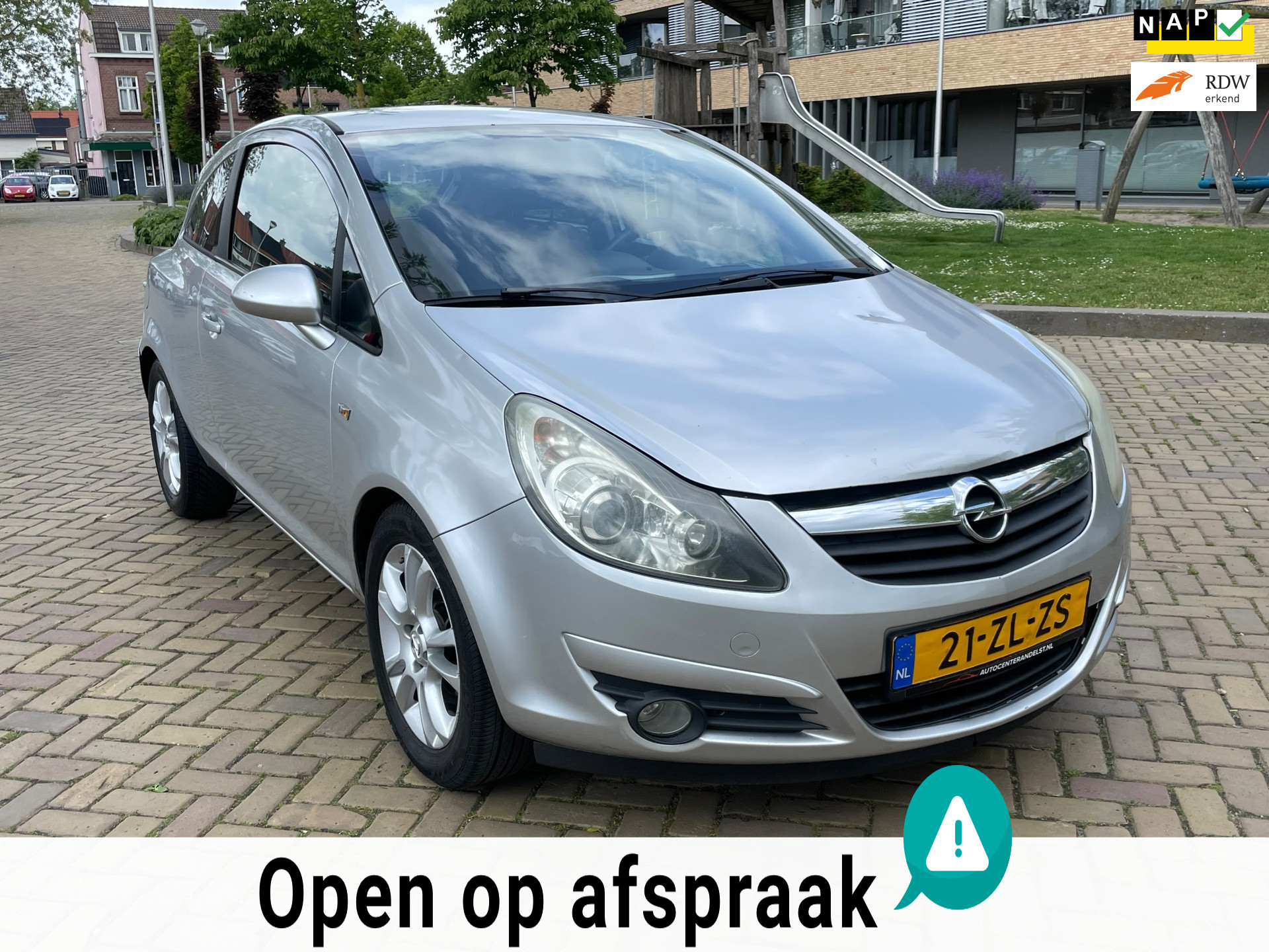 Opel Corsa 1.4-16V Sport, 3drs, Climate control, Eletr ramen, Lmv, Cruise, Geen import, Nap, Koopje!
