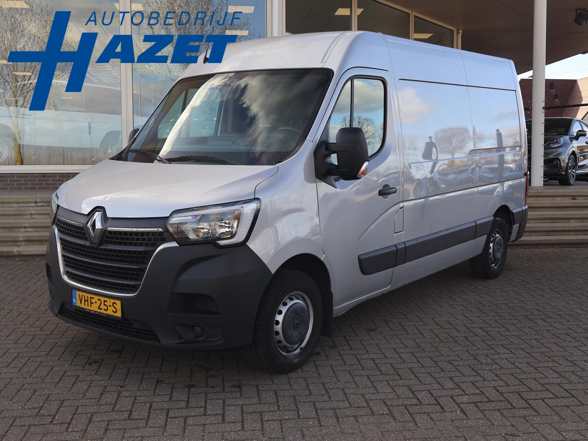 Renault Master T35 2.3 dCi 150 PK AUTOMAAT L2H2 + CARPLAY