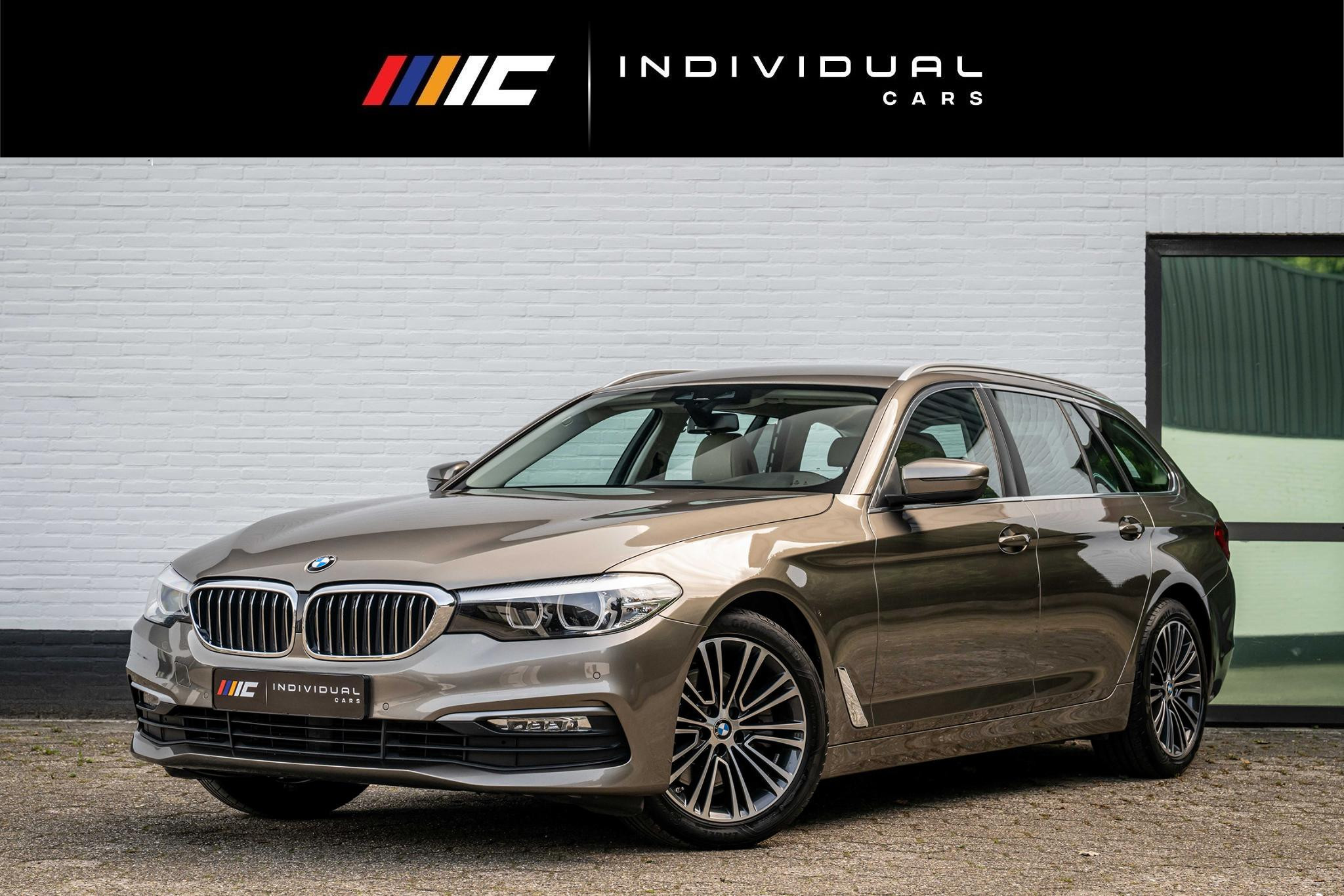 BMW 5 Serie Touring 520i Executive Leder Trekhaak LED Orig NL Auto