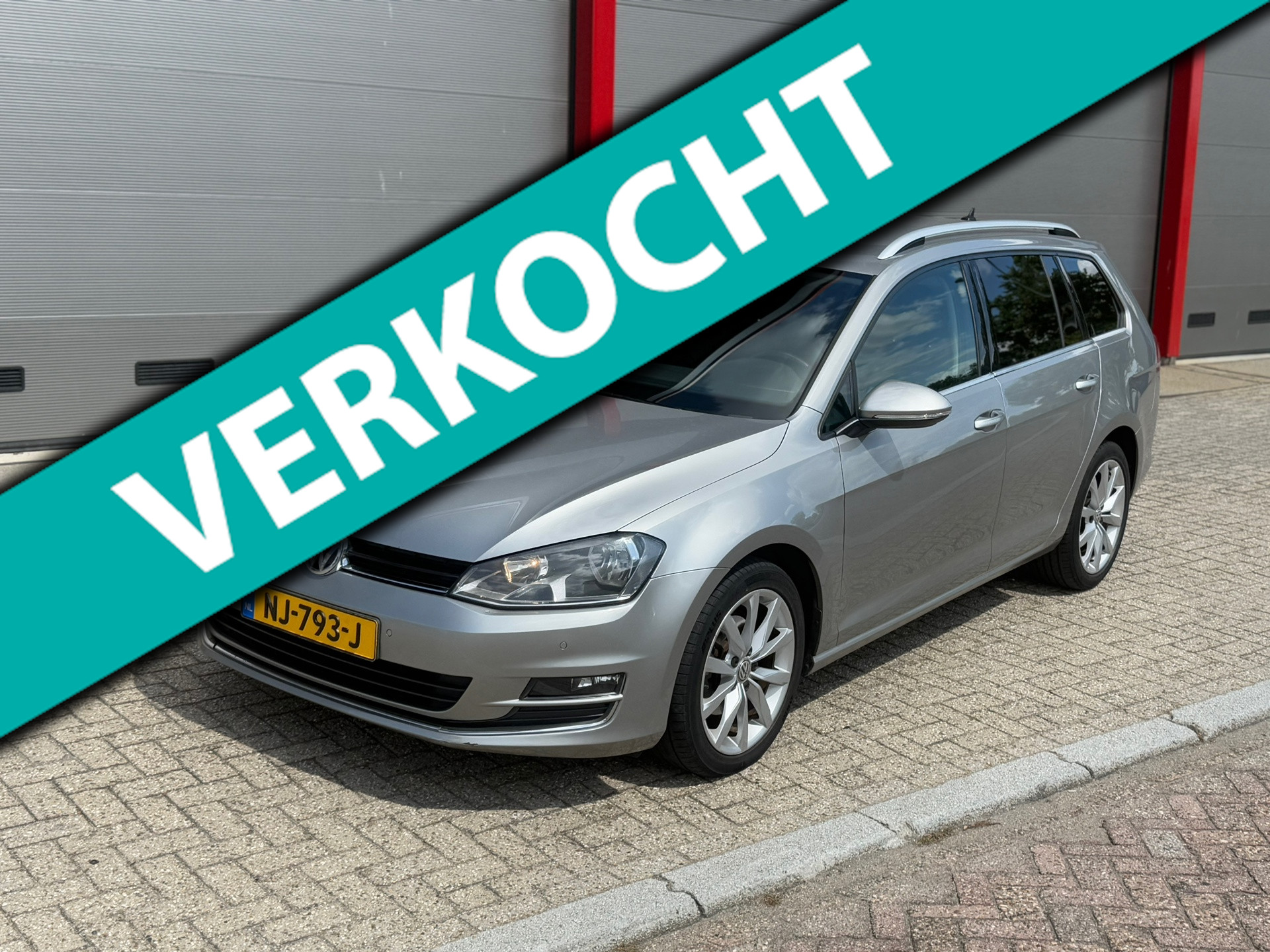 Volkswagen Golf Variant 1.6 TDI Connected Series DSG automaat