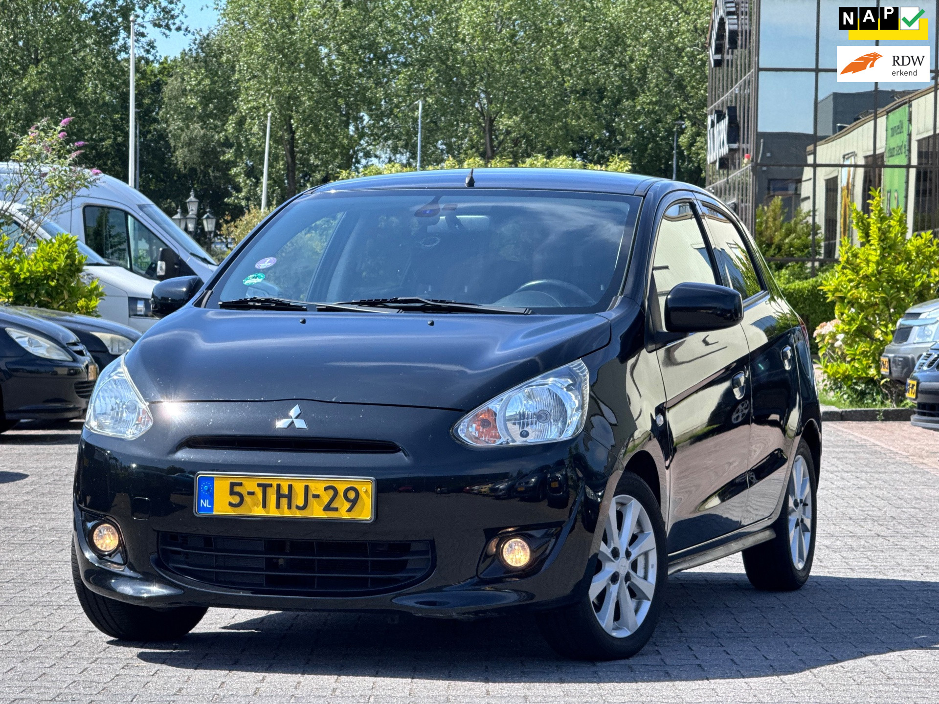 Mitsubishi Space Star 1.2 | APK 09-07-2027 | Airco | LM velgen | 2 sleutels | Elektrische spiegels | Onderhoudhistorie |