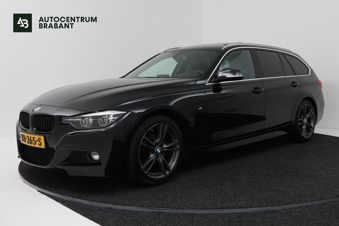 BMW 3 Serie Touring 320i Edition M Sport Shadow High Executive (PANORAMADAK, STOELVERWARMING, CAMERA, CRUISE C
