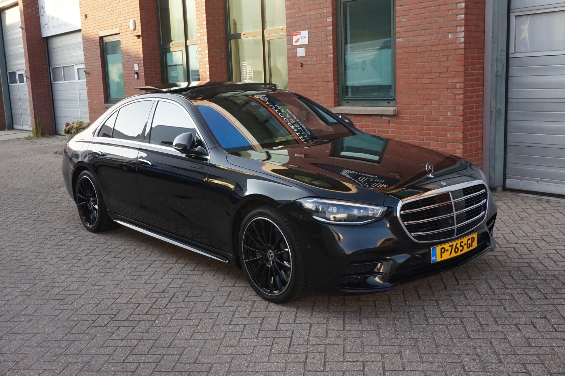 Mercedes-Benz S-Klasse 580 e AMG Line Pano, Burmester, Achteras