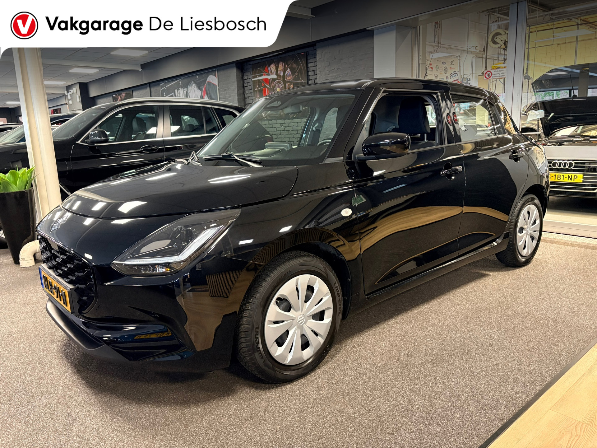Suzuki Swift 1.2 Select Smart Hybrid / navi / camera / cruise / carplay / boeken