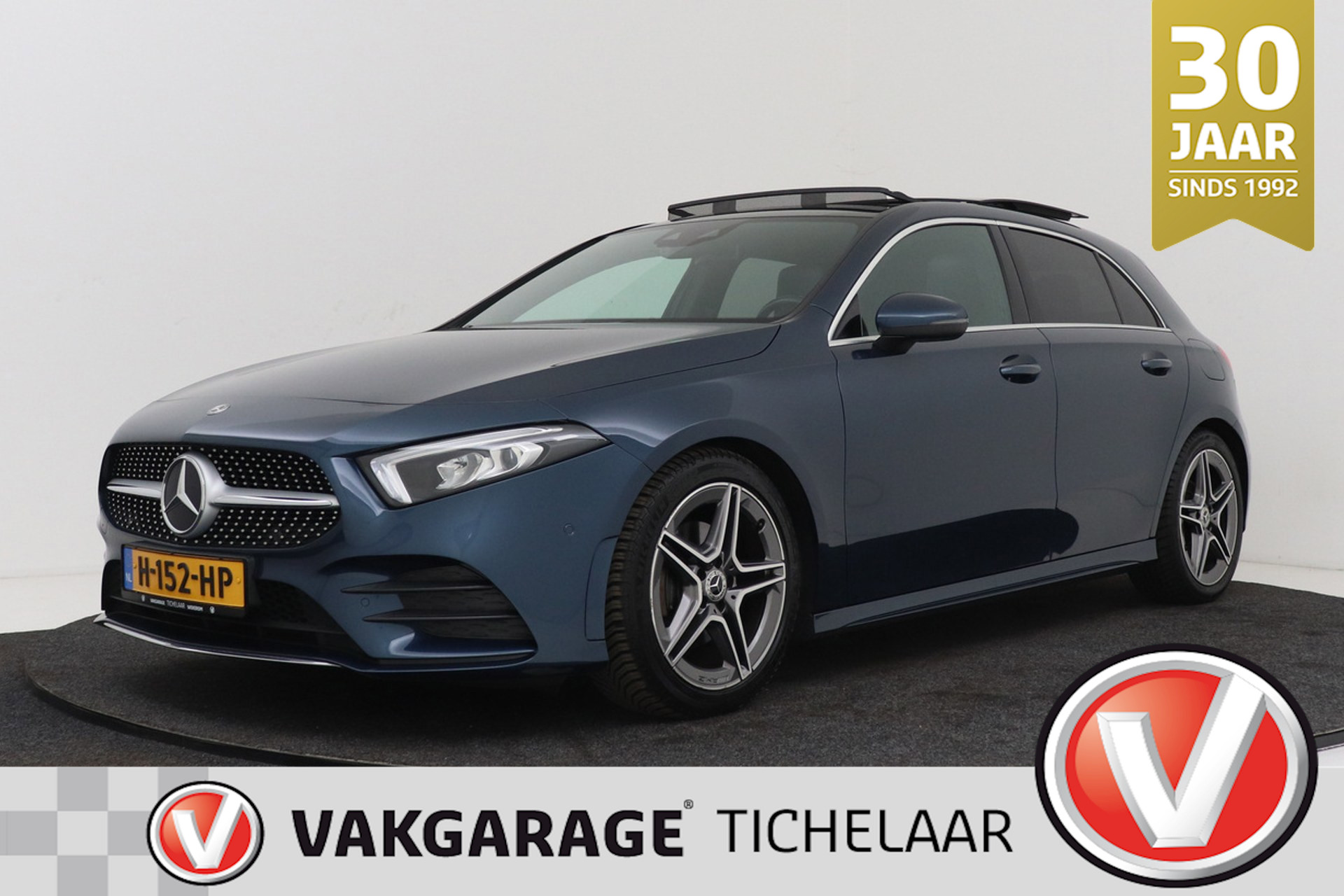 Mercedes-Benz A-Klasse 180 Business Solution AMG-Line | Panoramadak | Stoelverwarming | Climate Control | Dealer Ond. | CarPlay |