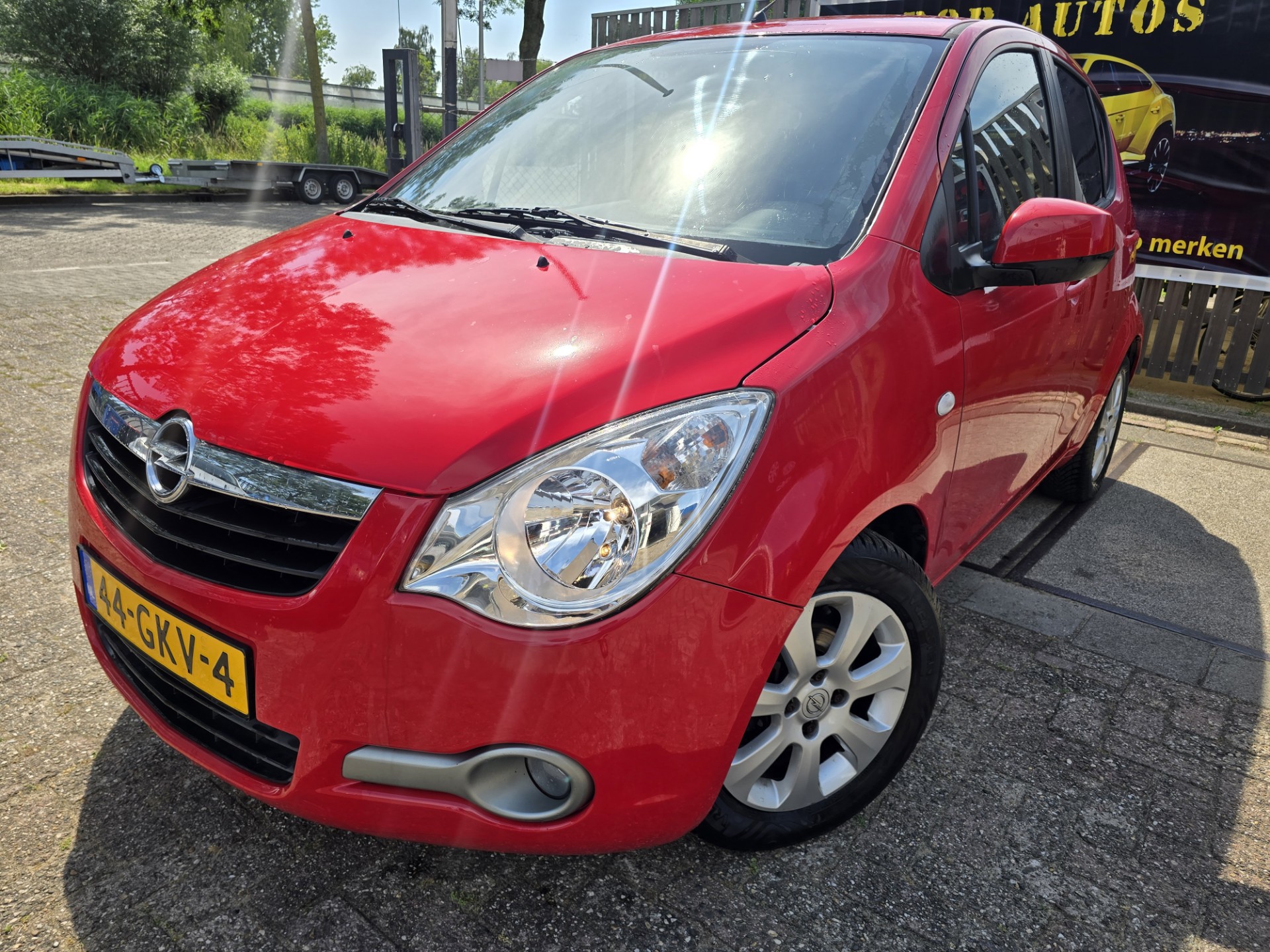 Opel Agila 1.2 Enjoy/AUTOMAAT/nap/airco/trekhaak/apk/rijd schakelt perfect/inruilen is mogelijk