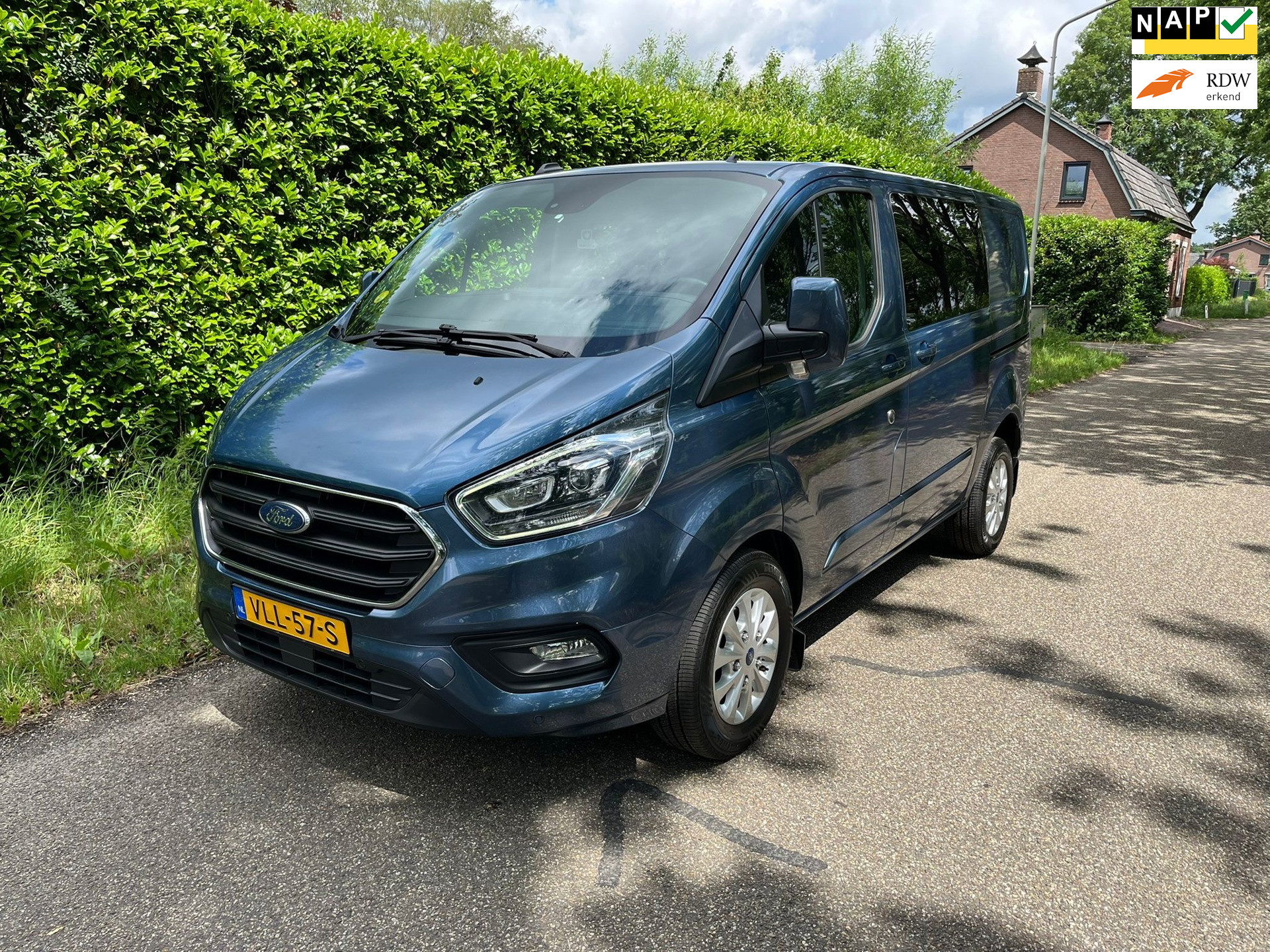 Ford Transit Custom 280 2.0 TDCI L1H1 Limited DC grote beurt nieuwe banden distributie riem vernieuwd