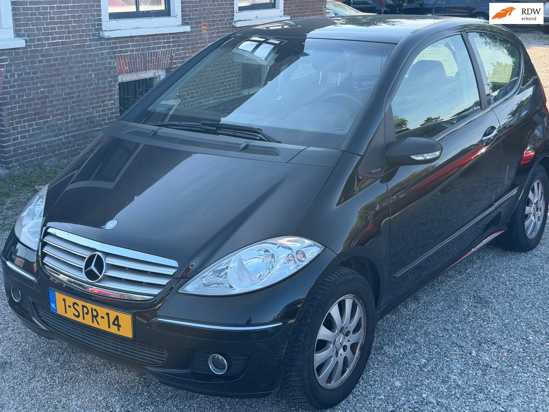 Mercedes-Benz A-Klasse 170 Classic Automaat Airco PDC Rijdt Goed Wat Bij Geluid van Lager