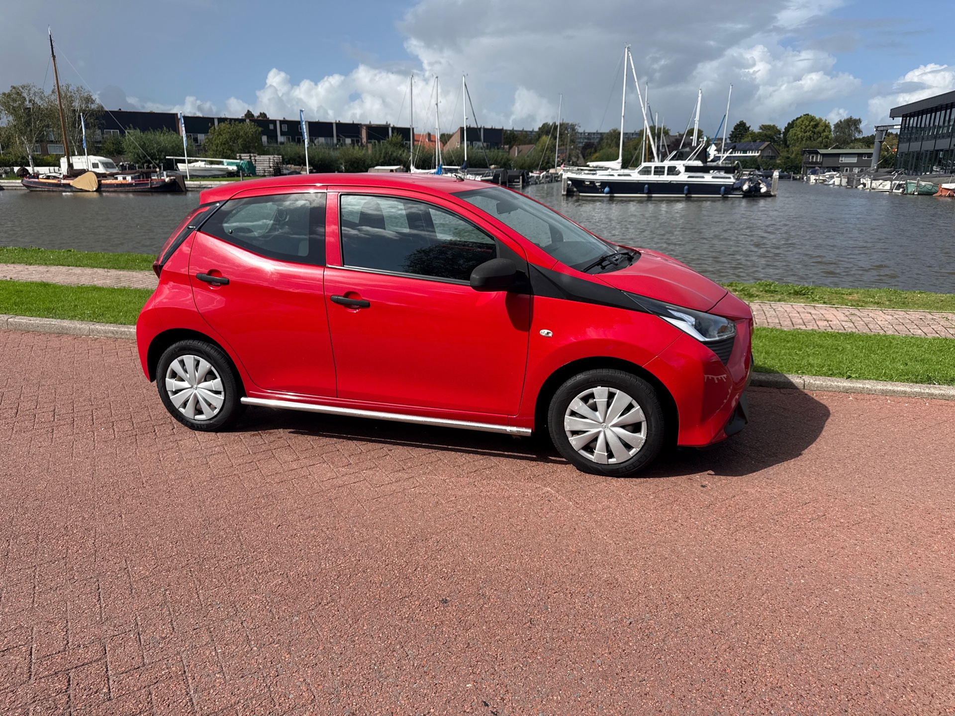 Toyota Aygo 1.0 VVT-i x-fun