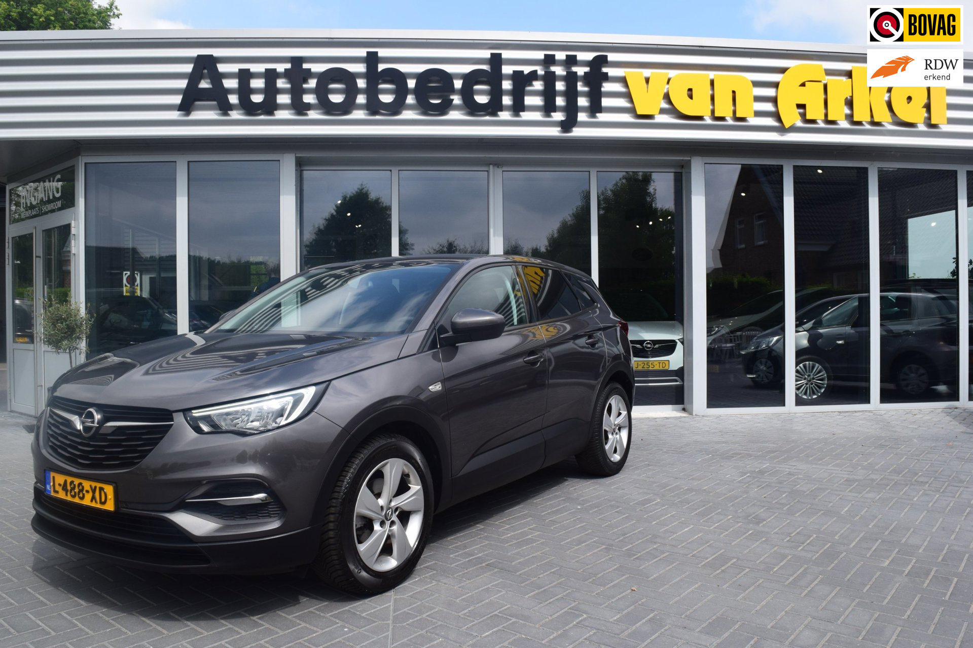 Opel Grandland X 1.2 Turbo Business Executive automaat winterpakket