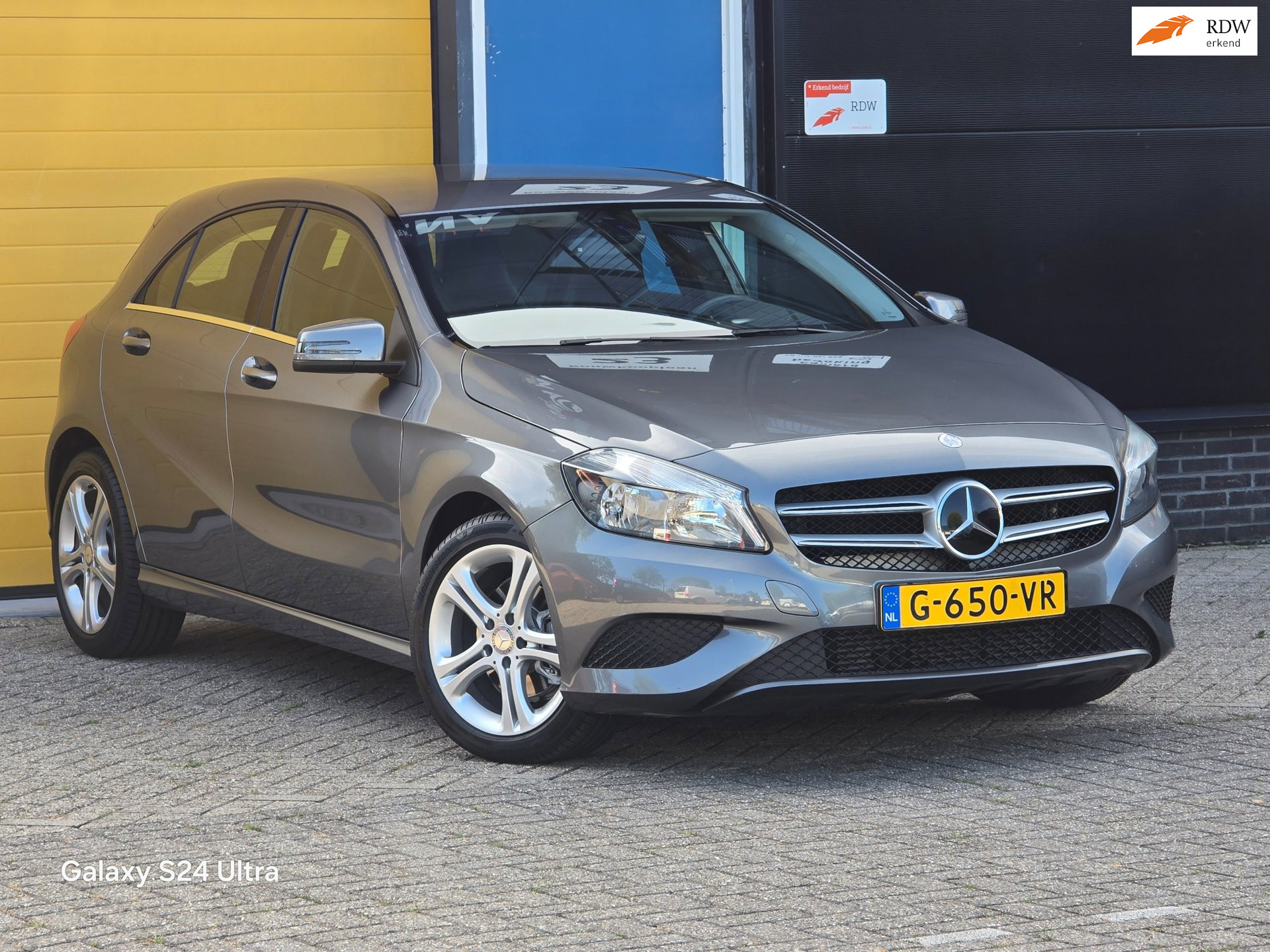 Mercedes-Benz A-Klasse 180 Ambition / Airco / Stoelverwarming / Elek Pakket / Trekhaak / Allu Velgen