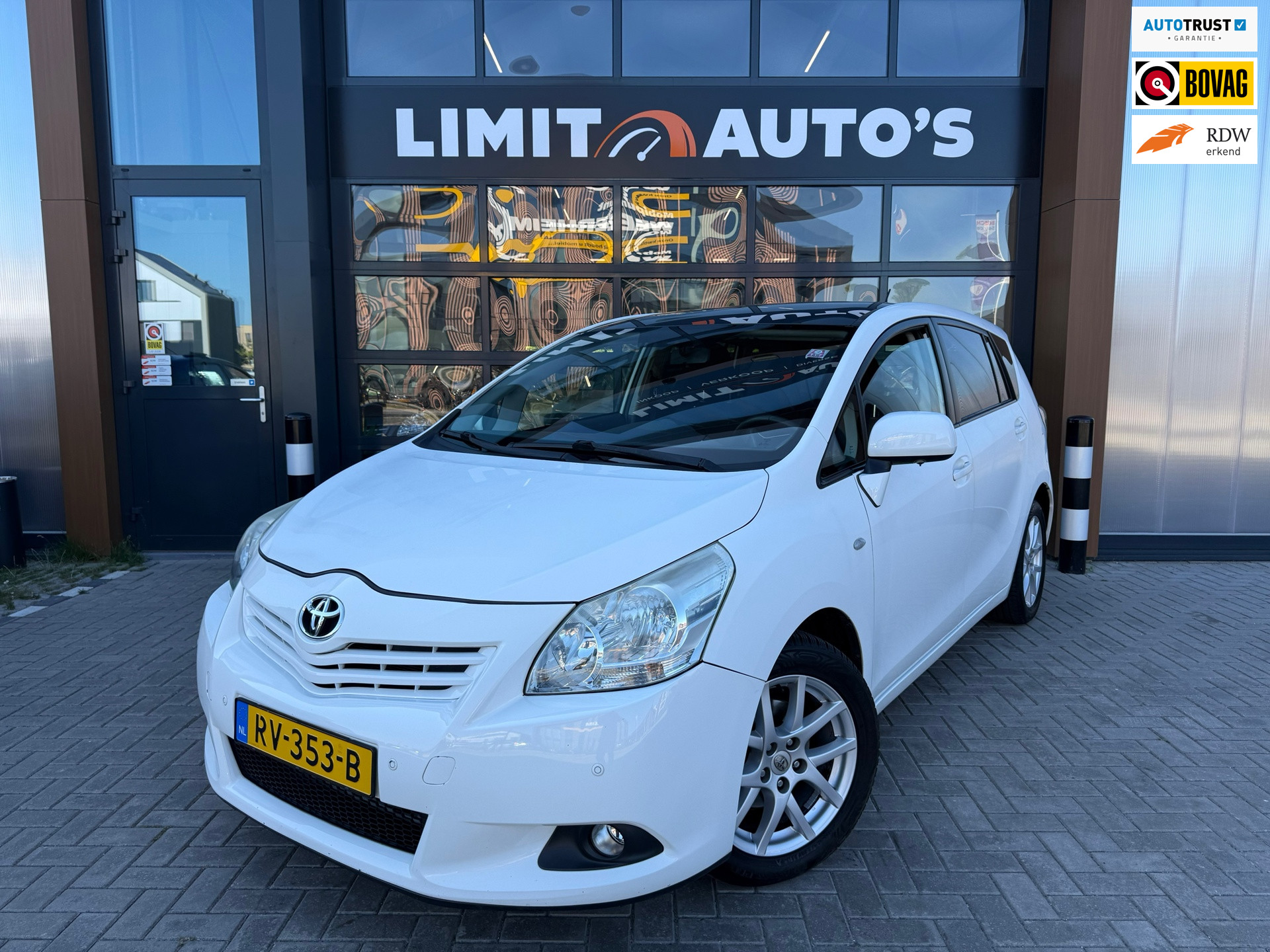 Toyota Verso 1.8 VVT-i Dynamic Business Limited/Pano/Pdc v+a/Cruise/Navi/Camera/Climate/Elek.Ramen/Trekhaak/Apk