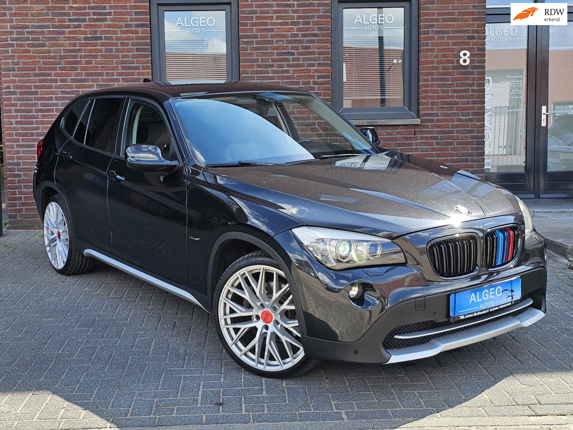 BMW X1 XDrive25i / Automaat / Leder / 20 inch