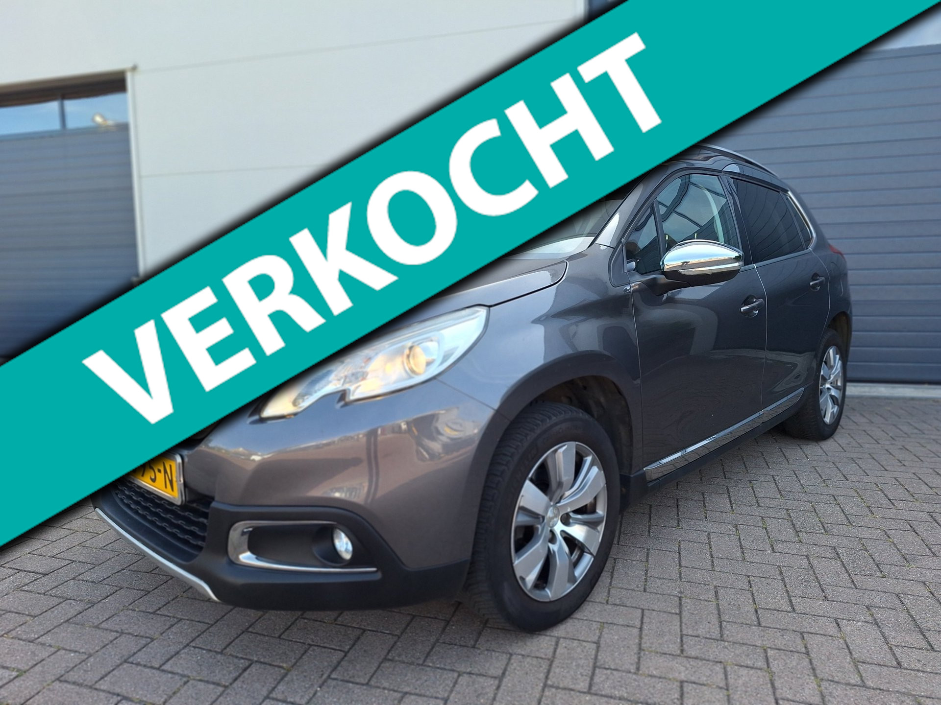 Peugeot 2008 | 1.2 PureTech Allure | Automaat | panodak | Airco | Navigatie |Stoelverwarming | Cruise control |