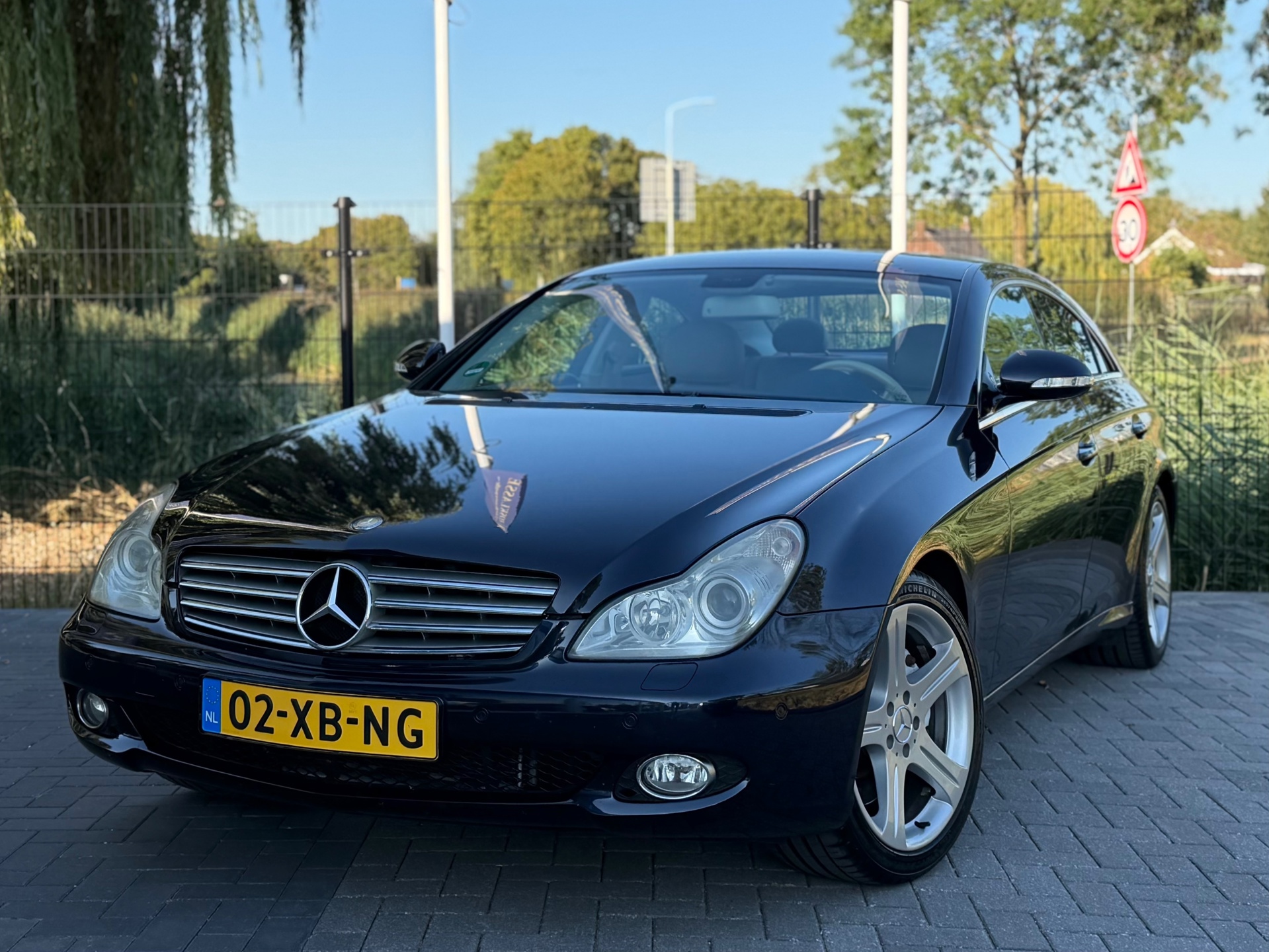 Mercedes-Benz CLS-Klasse 500 5.5 V8 AUT / CLIMA / CRUISE / LEDER / PDC