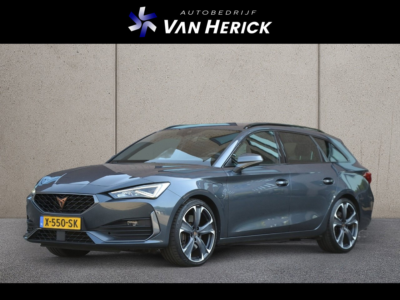 CUPRA Leon Sportstourer 1.4 e-Hybrid 245PK VZ | Carplay | LED | Compleet
