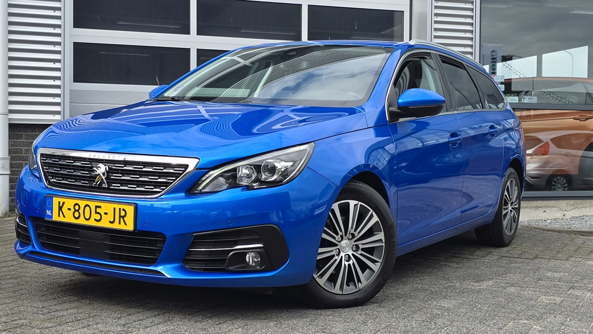 Peugeot 308 SW 1.2 PureTech Blue Lease Allure