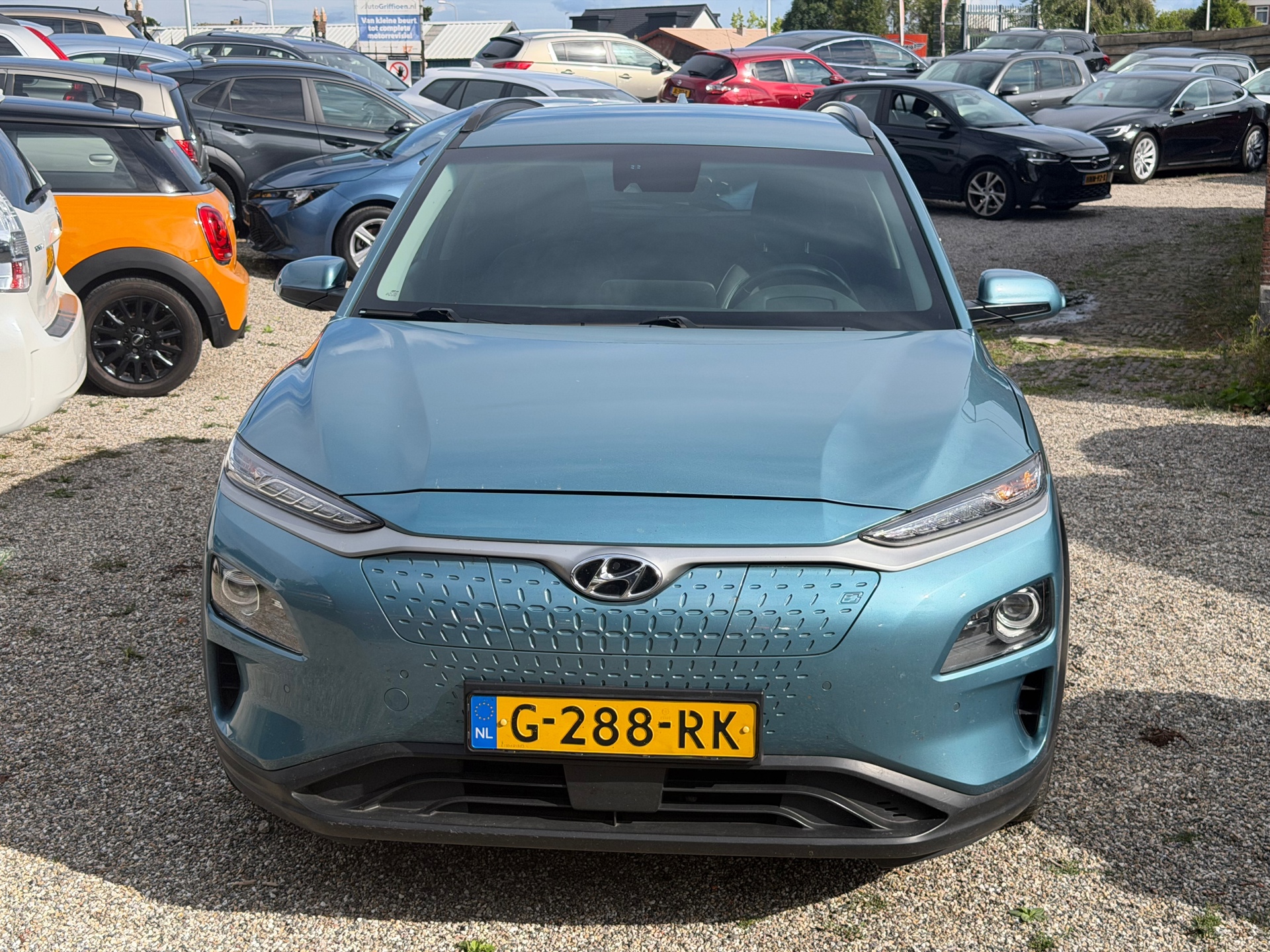 Hyundai KONA EV Premium 64 kWh 450+ Bereik 3 Fase Bomvol Opties Leer StoelVentilatie Pano ACC Carplay Motor Revisie