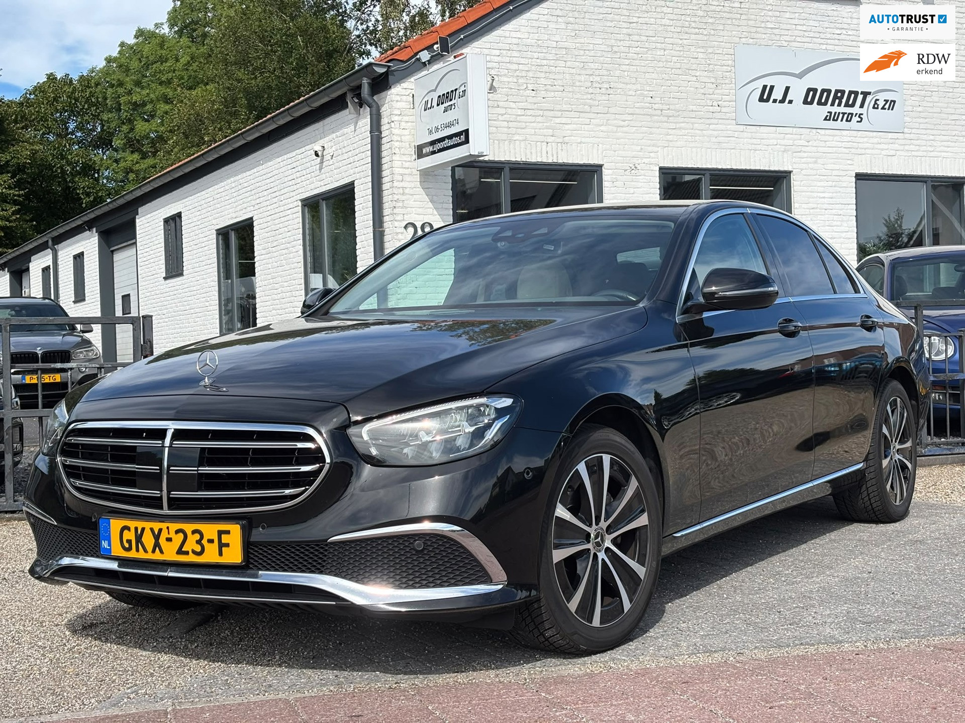Mercedes-Benz E-Klasse 220 d 4MATIC Avantgarde,luchtvering adaptive,Nieuwstaat