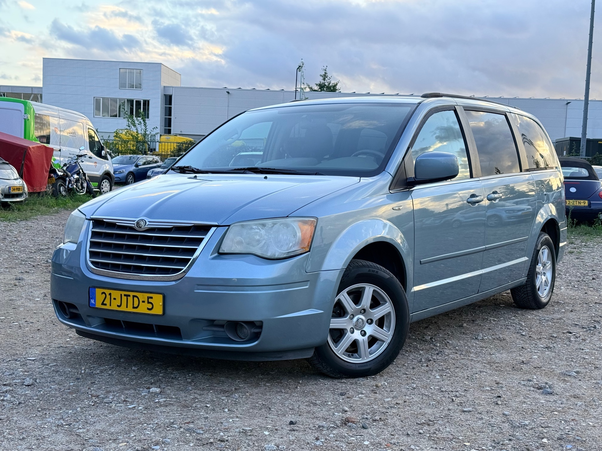 Chrysler Voyager 3.8i V6/AUTOMAAT/ 7PRSN