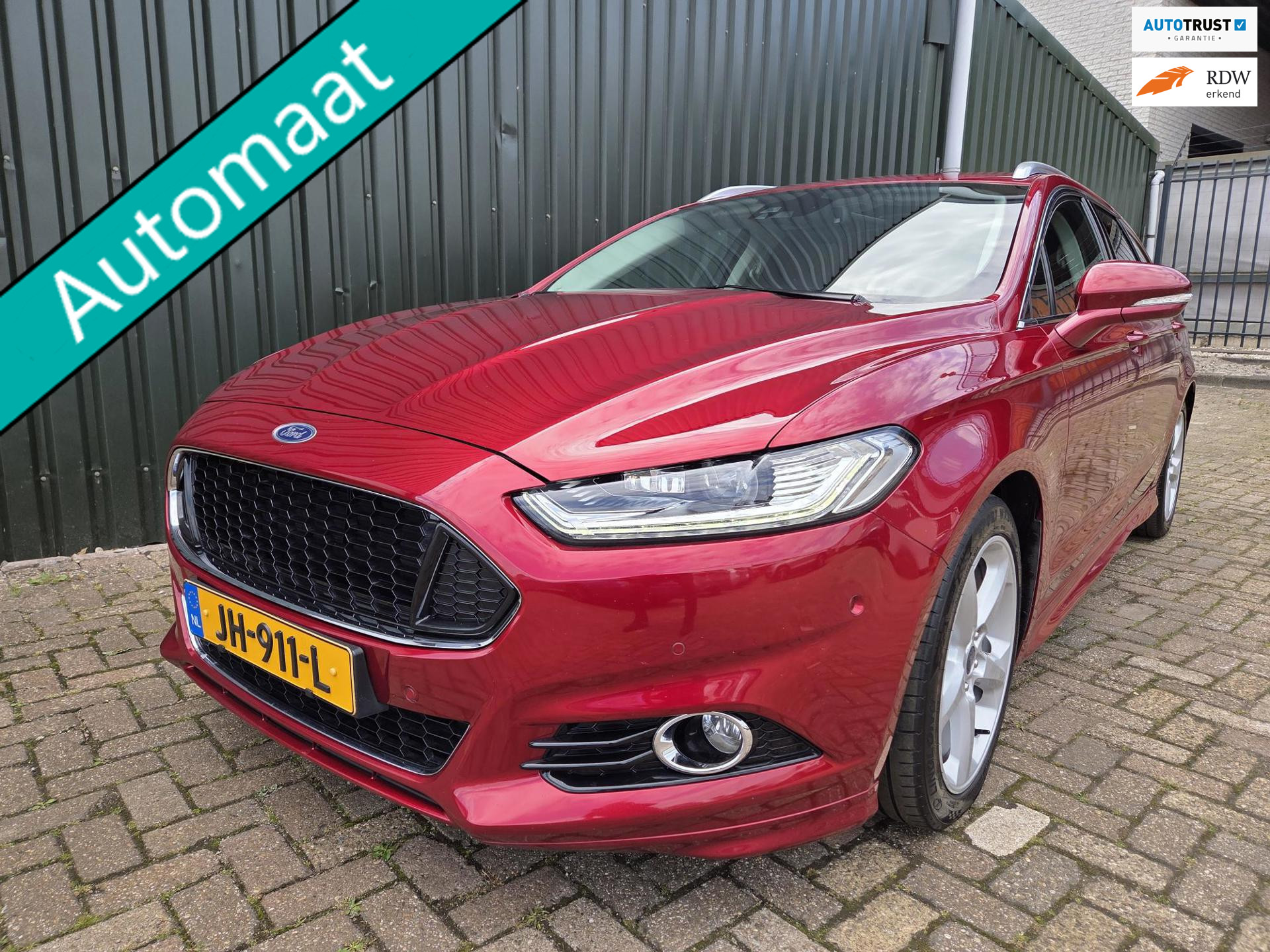 Ford Mondeo Wagon 2.0 Vignale LEDER PANO 240PK