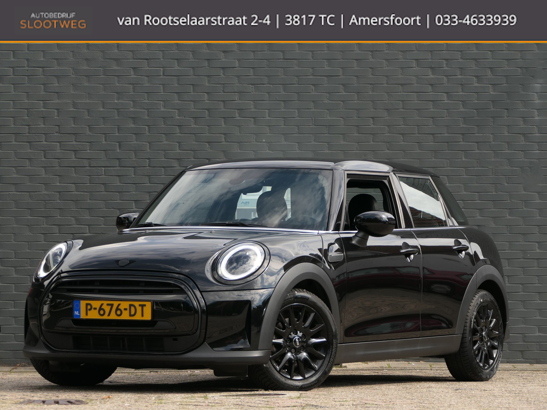 MINI Cooper 1.5 Business Edition | Leer | Navi | Stoelverw. | LED | Lm Velgen