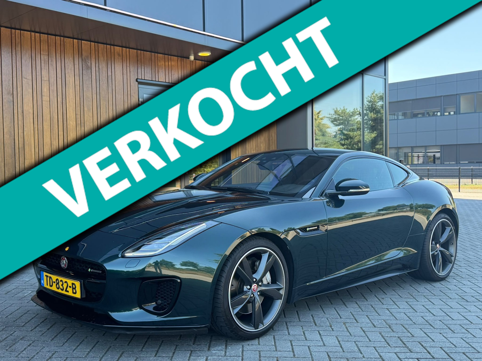 Jaguar F-Type 2.0T R-Dynamic, panoramadak, britisch racing green,1 e eigenaar, NL auto met nap