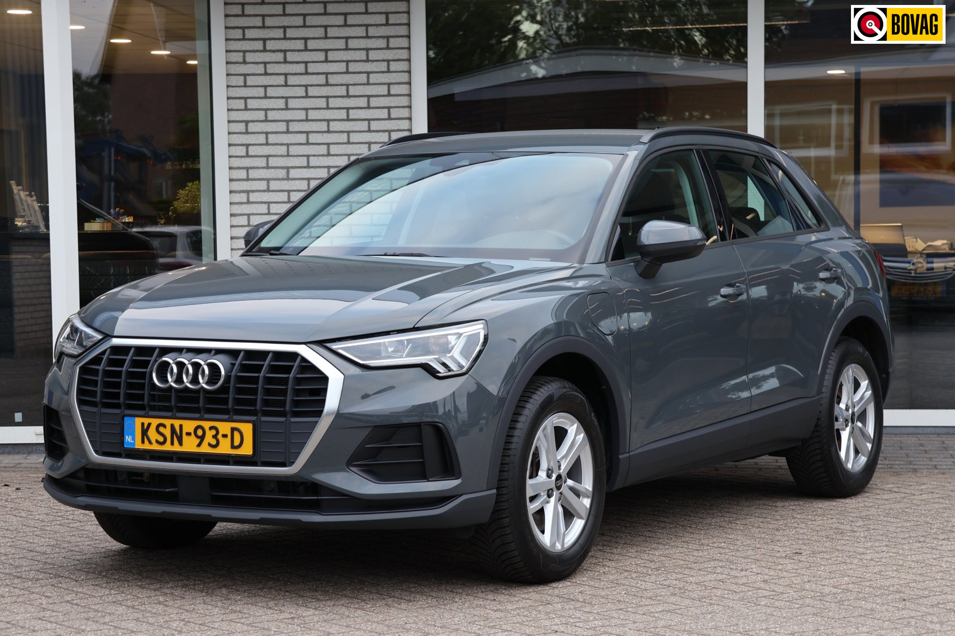 Audi Q3 45 TFSI Hybrid Edition Camera Trekhaak App-connect Stoelverwarming