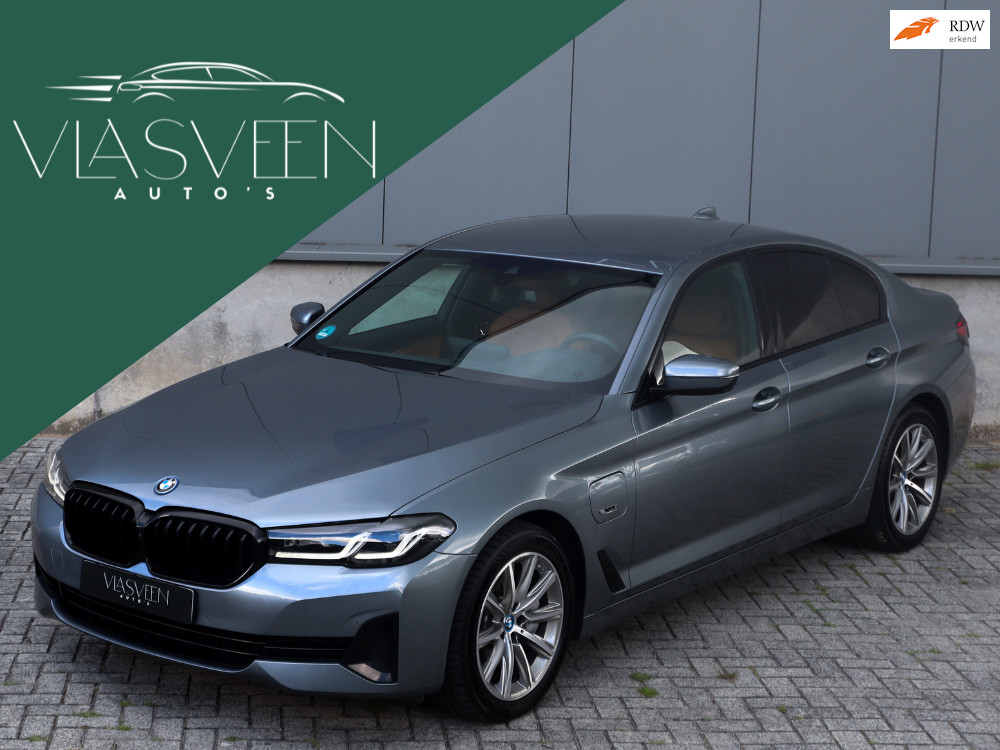 BMW 5 Serie 545e xDrive Zwarte hemel, LED- INC BTW