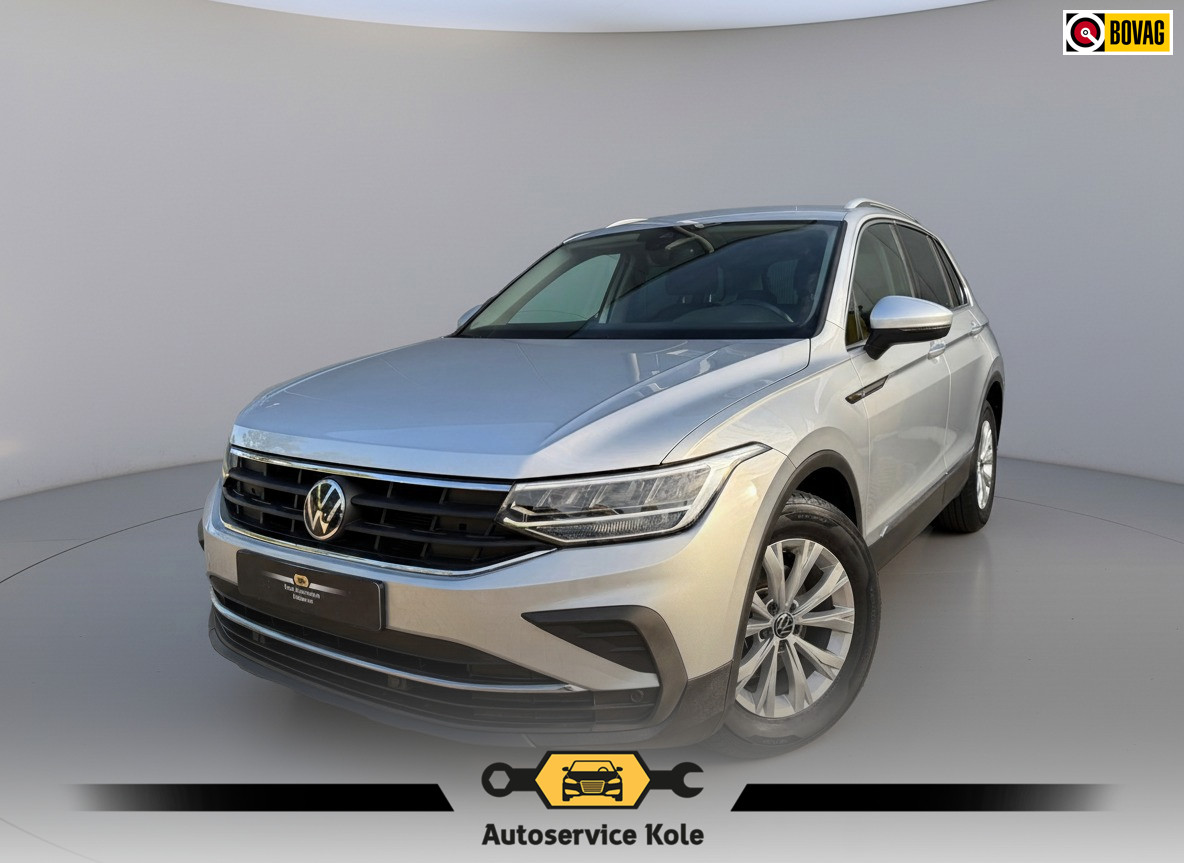 Volkswagen Tiguan 1.5 TSI 150pk DSG Life * 50.000KM! * AUTOMAAT* Parkeersensoren * Adaptieve Cruise Control *