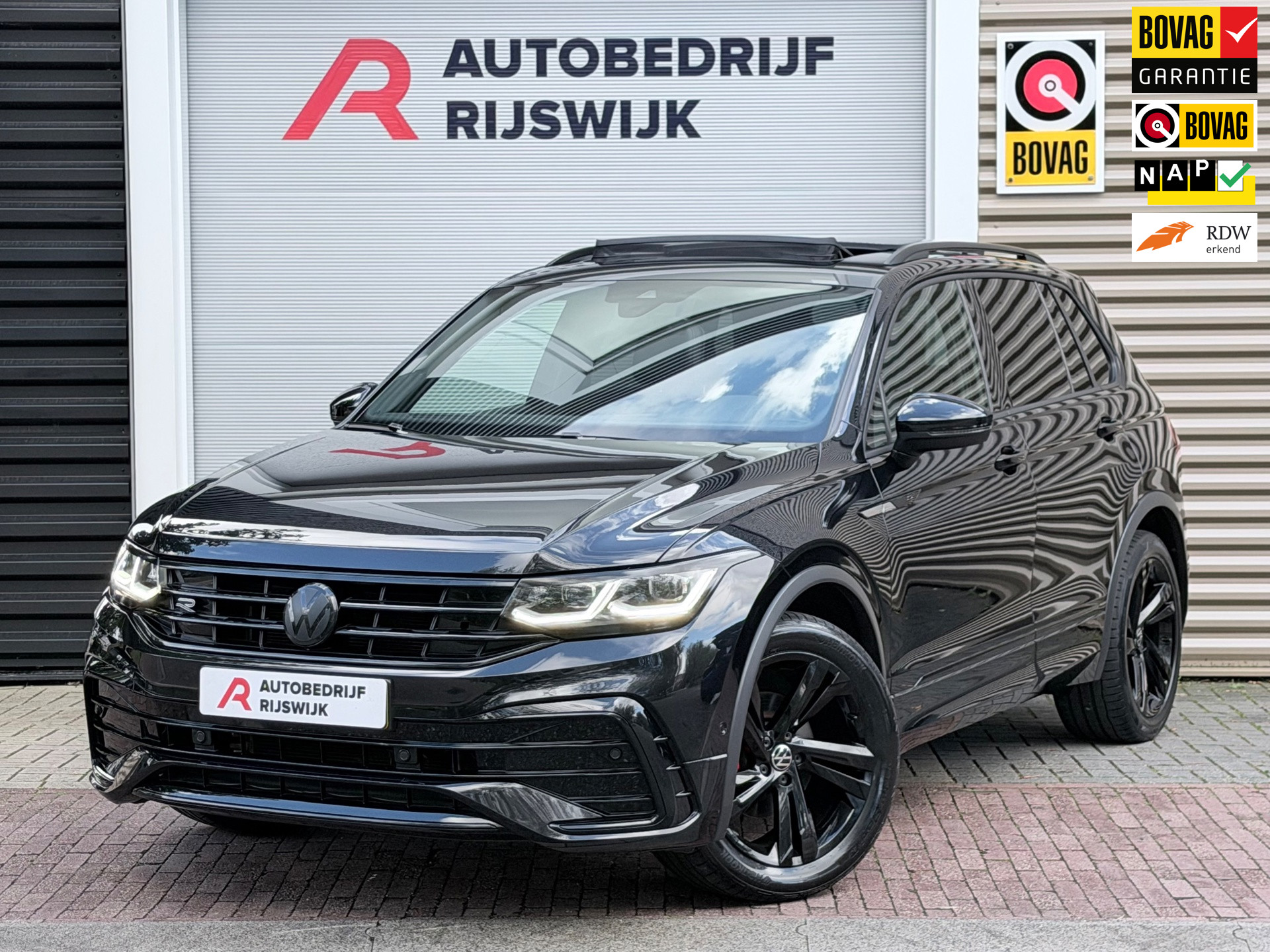 Volkswagen Tiguan 1.5 TSI R-Line Pano/Keylesa/Camera