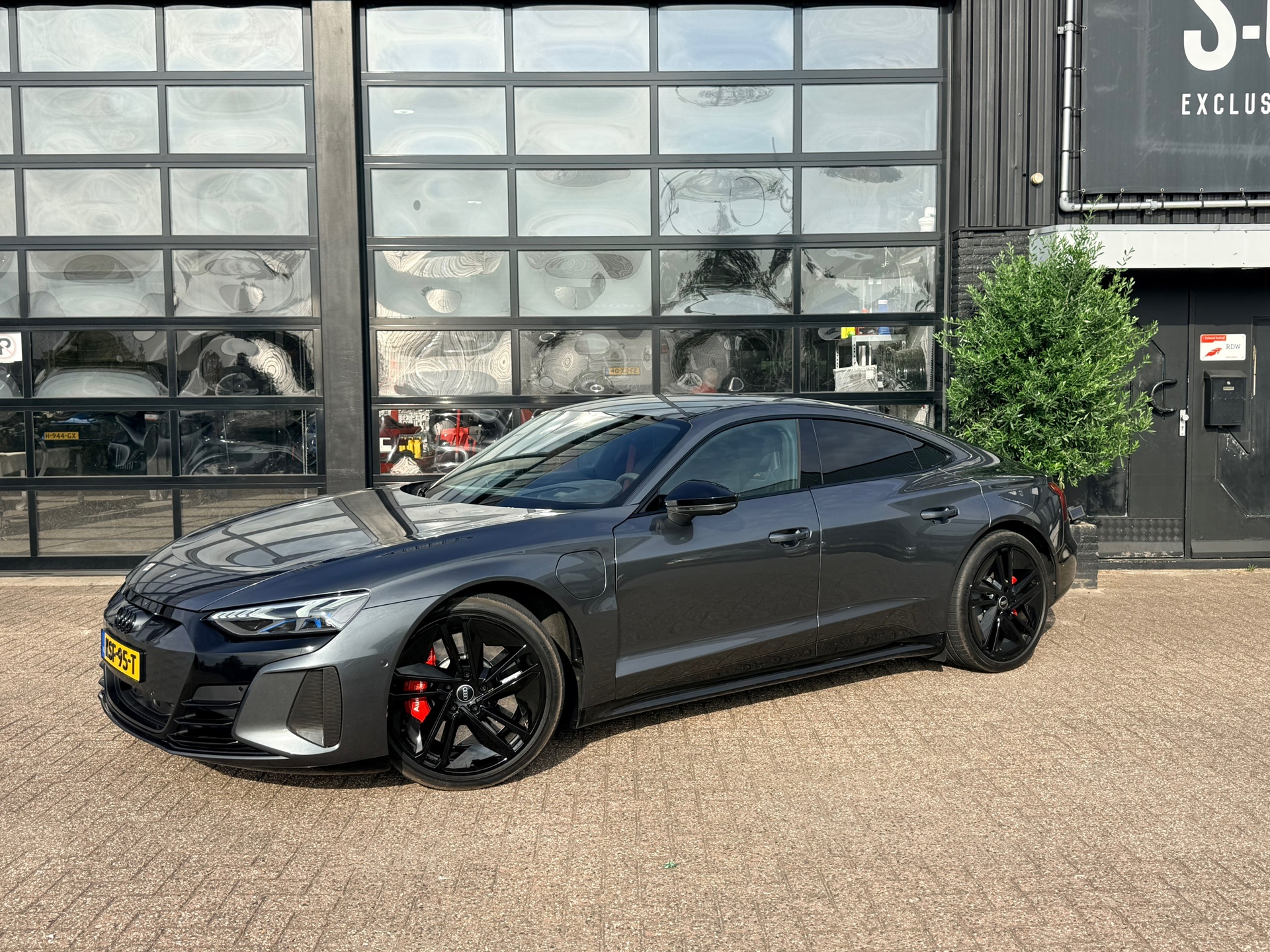 Audi e-tron GT RS 93 kWh