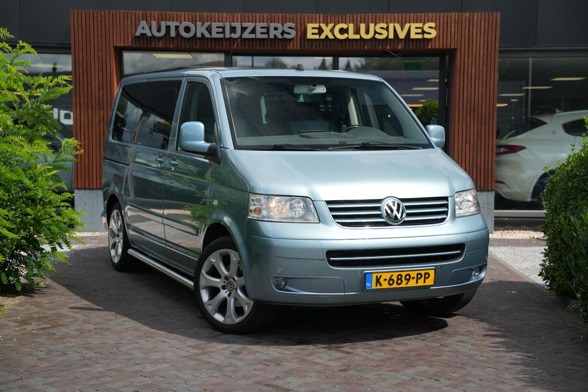 Volkswagen Transporter Multivan 2.5 TDI Highline