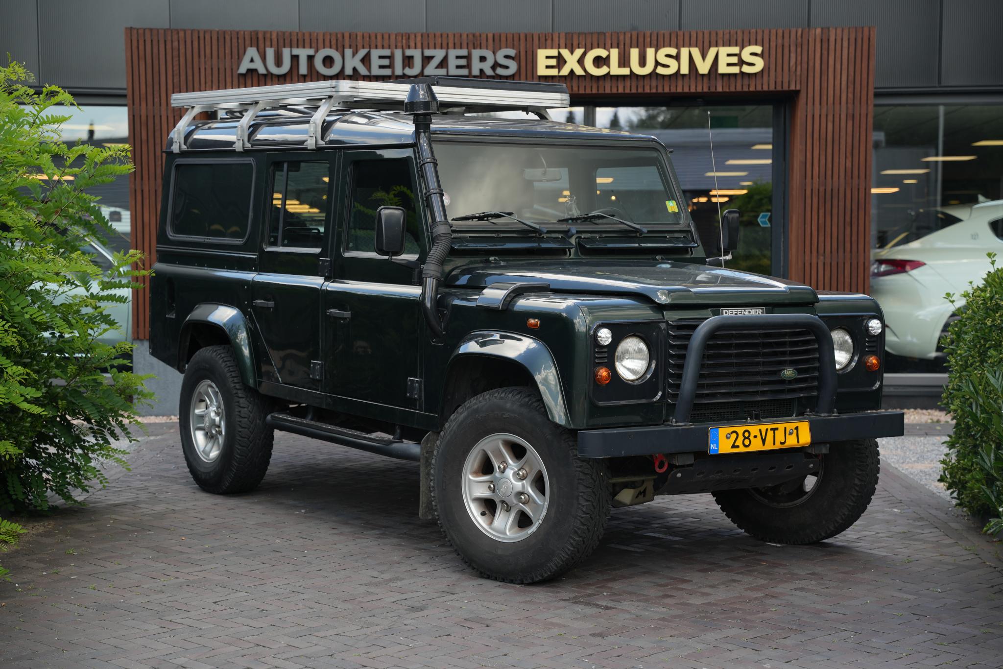 Land Rover Defender 2.5 Td5 SW 110″ E