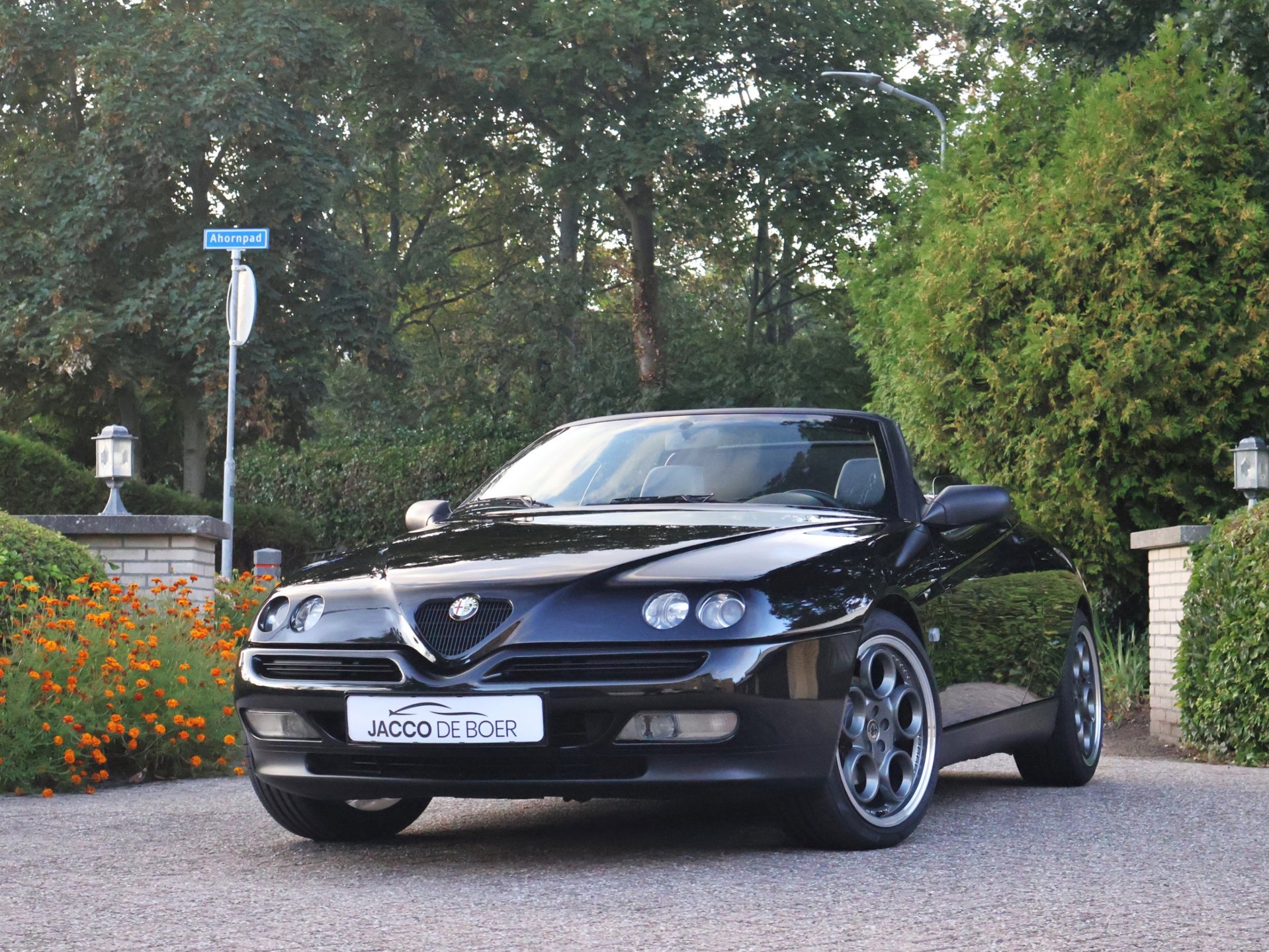 Alfa Romeo Spider 2.0-16V T.Spark 18″Teledials en Novitec