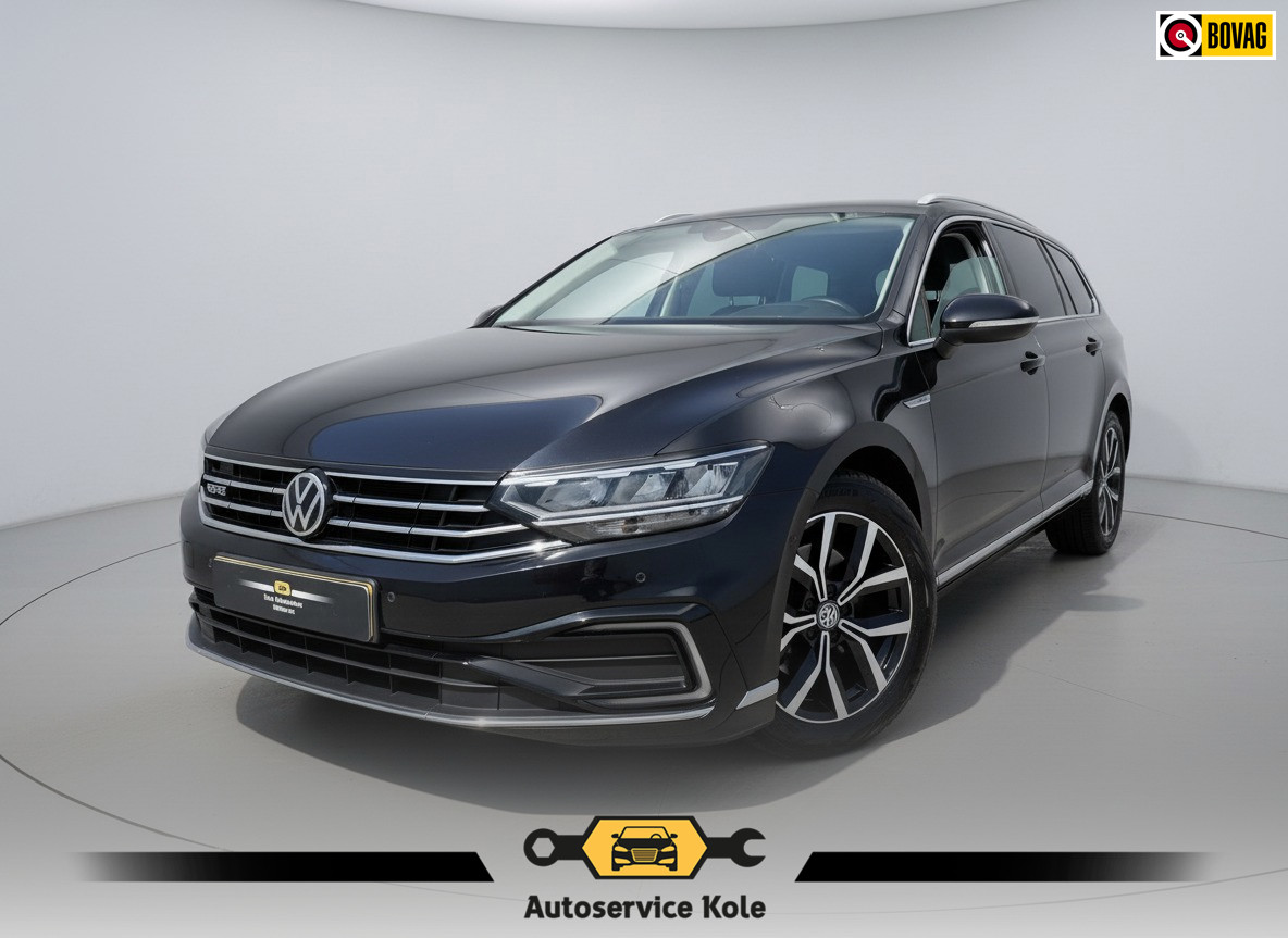Volkswagen Passat Variant 1.4 TSI PHEV GTE * Trekhaak * AUTOMAAT * Parkeercamera * Head-up Display *