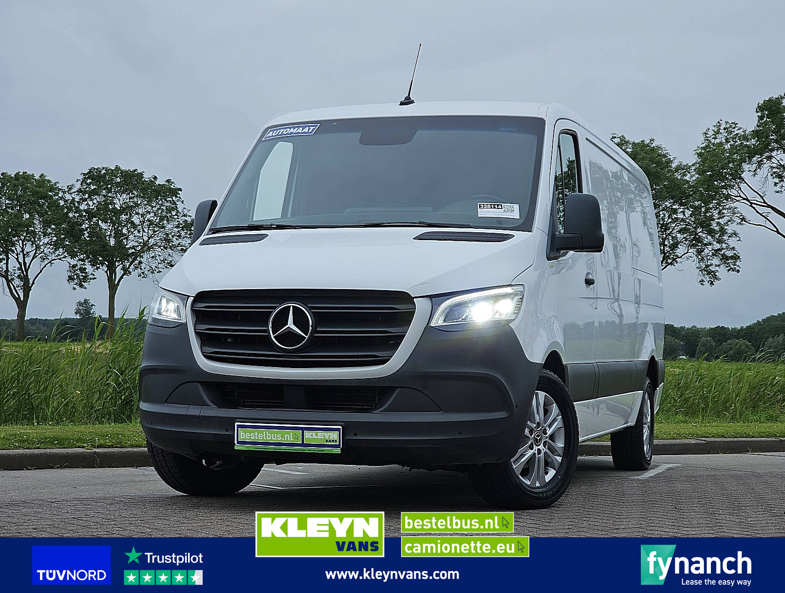Mercedes-Benz Sprinter 319