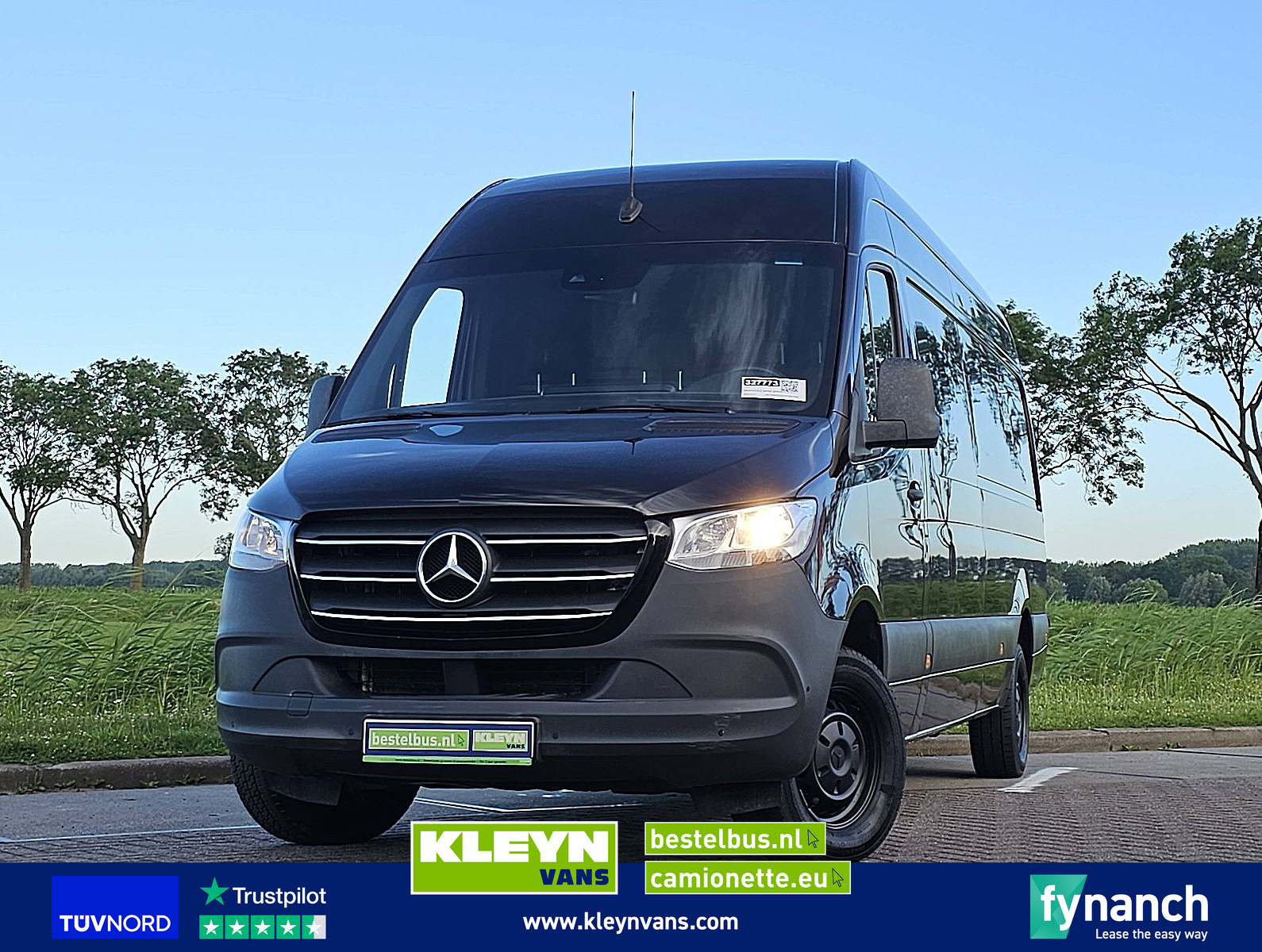 Mercedes-Benz Sprinter 317