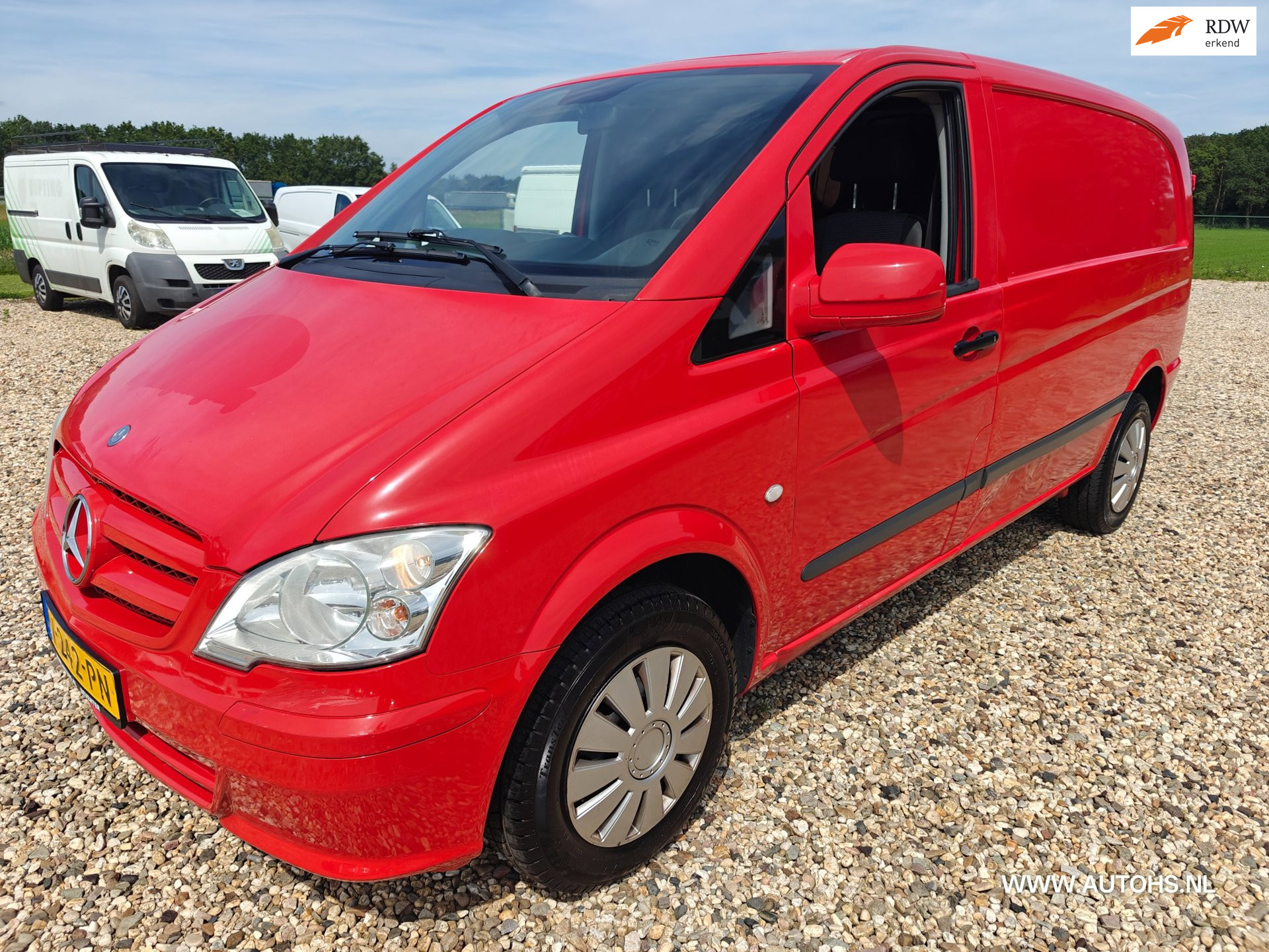 Mercedes-Benz Vito 113 CDI 320 , Airco , cruise , apk mei 2027 , 136 PK , recent beurt gehad
