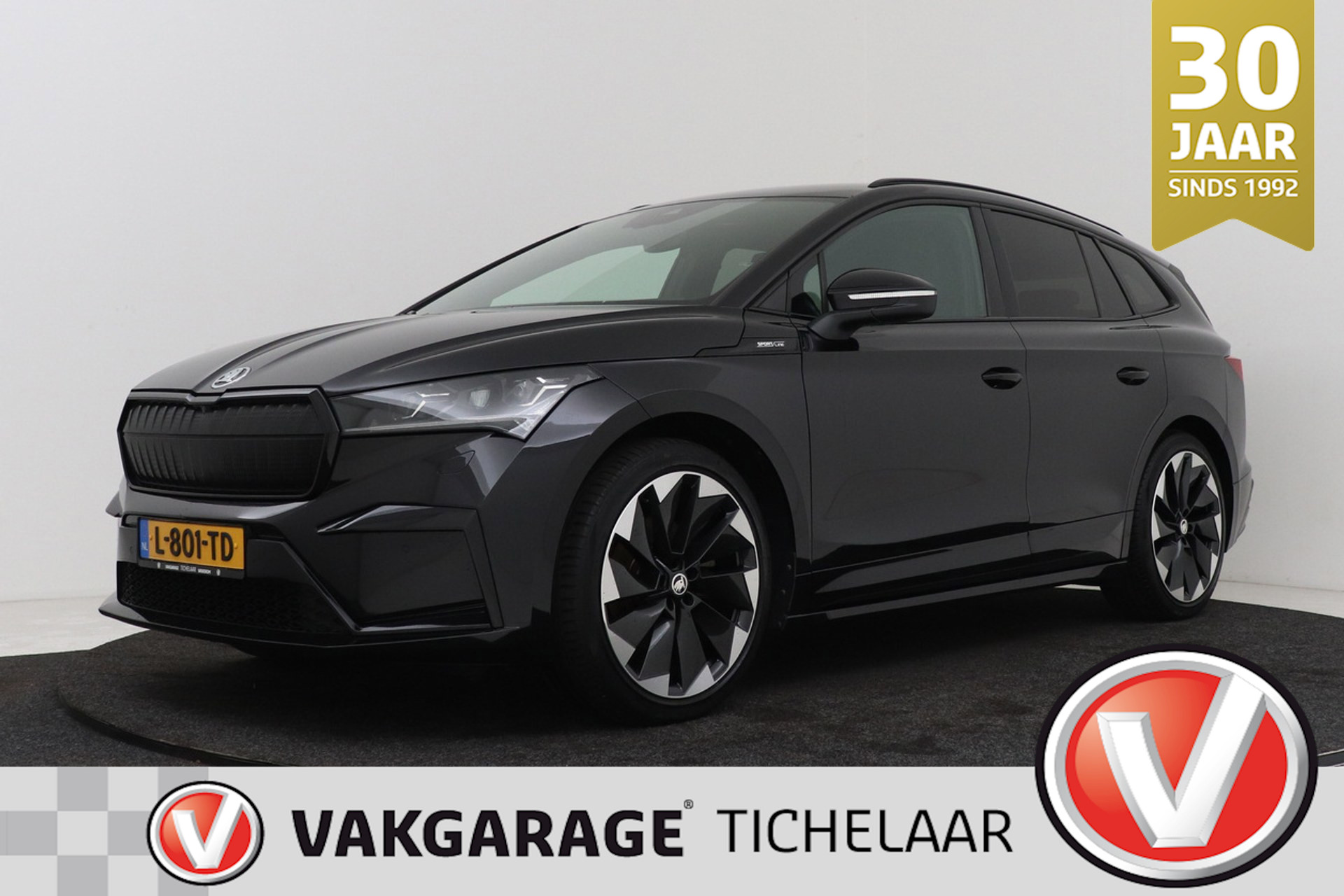 Škoda Enyaq iV 60 Sportline | SOH 93%! | Wegklap. Trekhaak | Org. NL | Dealer onderhouden | CarPlay | Stuurverwarming | PDC |