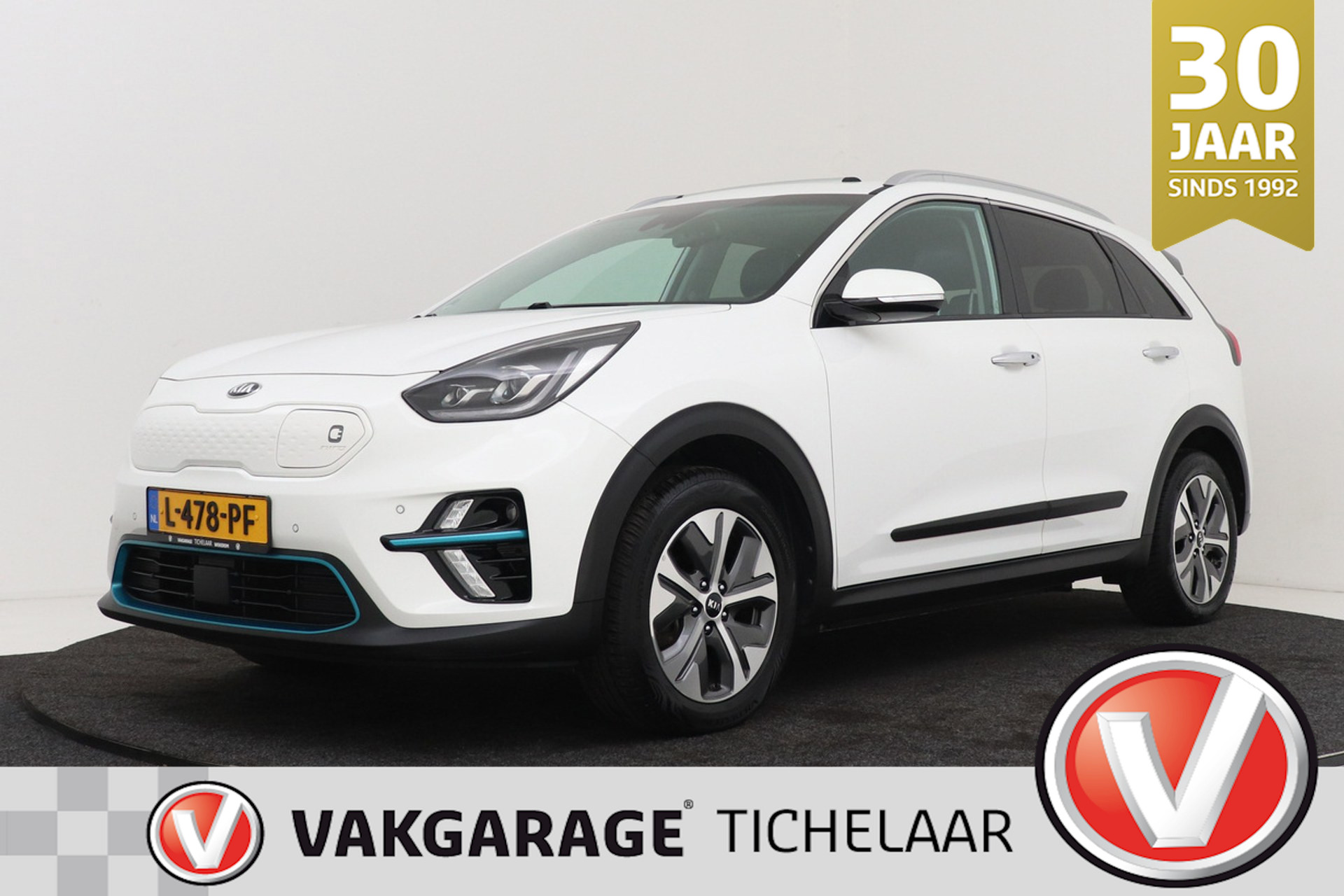 Kia e-Niro DynamicPlusLine 64 kWh | Org NL | Panoramadak | SOH 94% | CarPlay | 3-Fase | Stoel-/Stuurverwarming | Adap. Cruise |