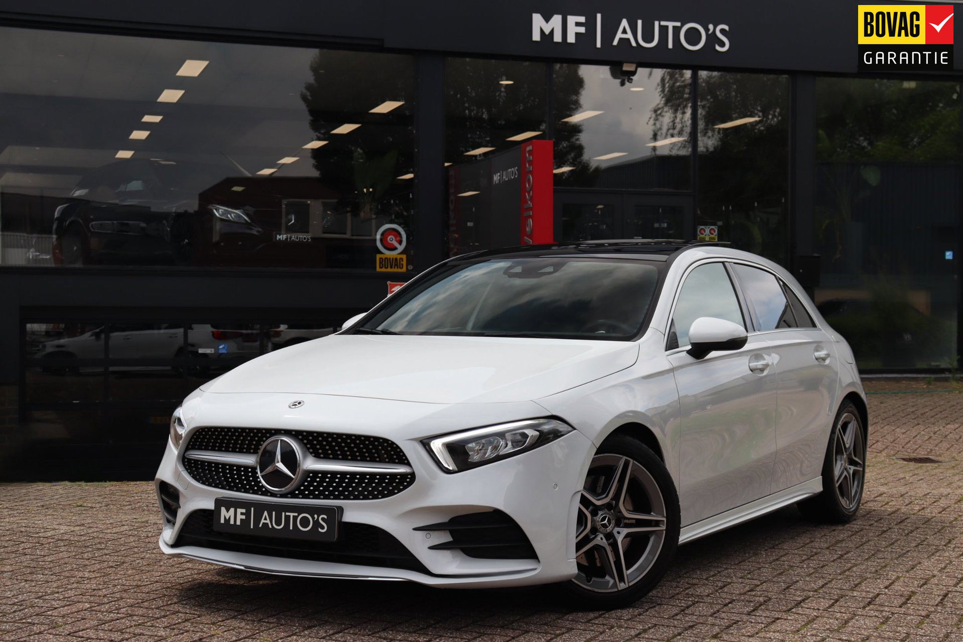 Mercedes-Benz A-Klasse 220 4MATIC Premium AMG 190PK|Pano|HUD|Sfeer|Camera|LED
