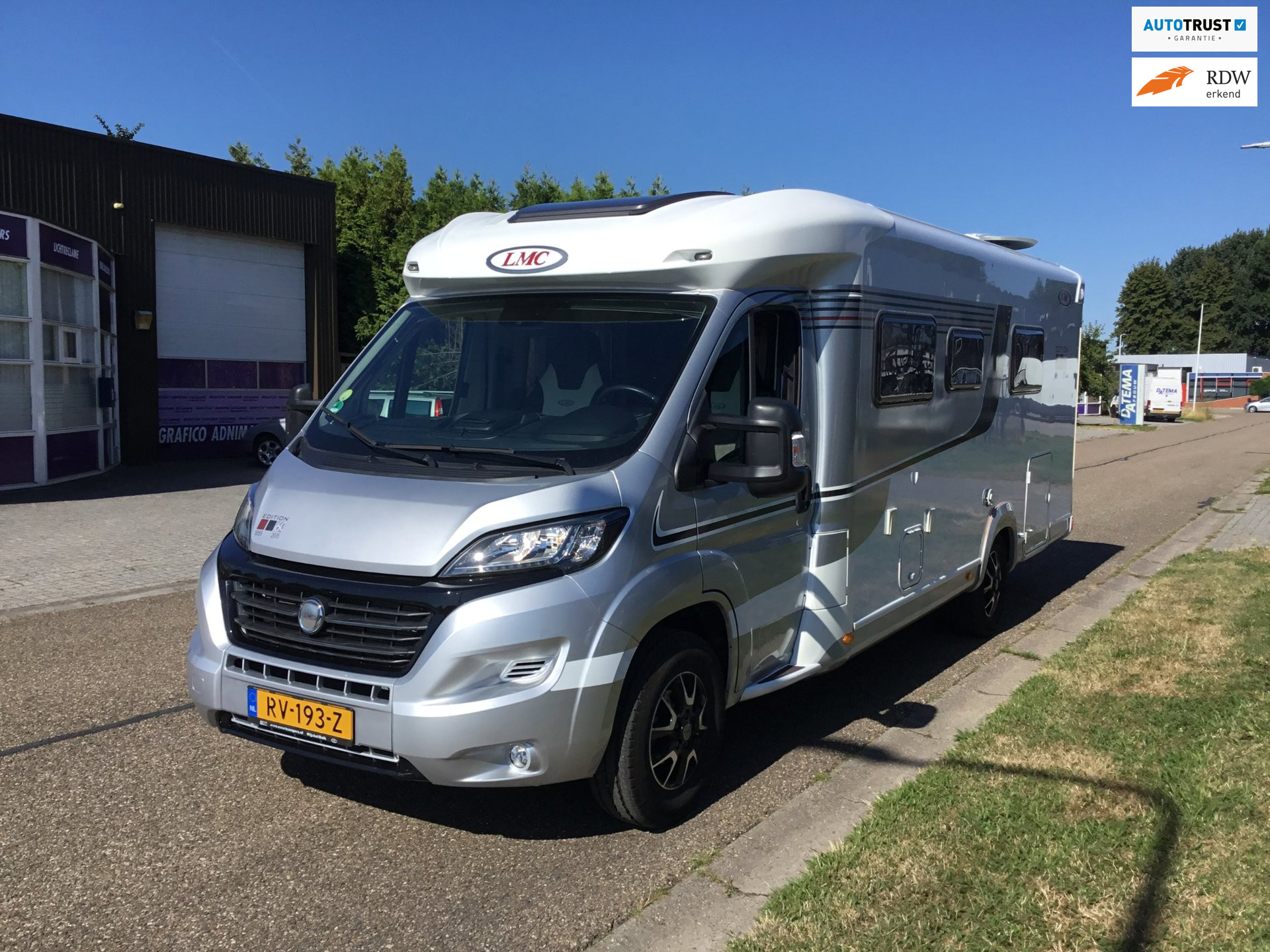 LMC T712 Automaat 2x airco