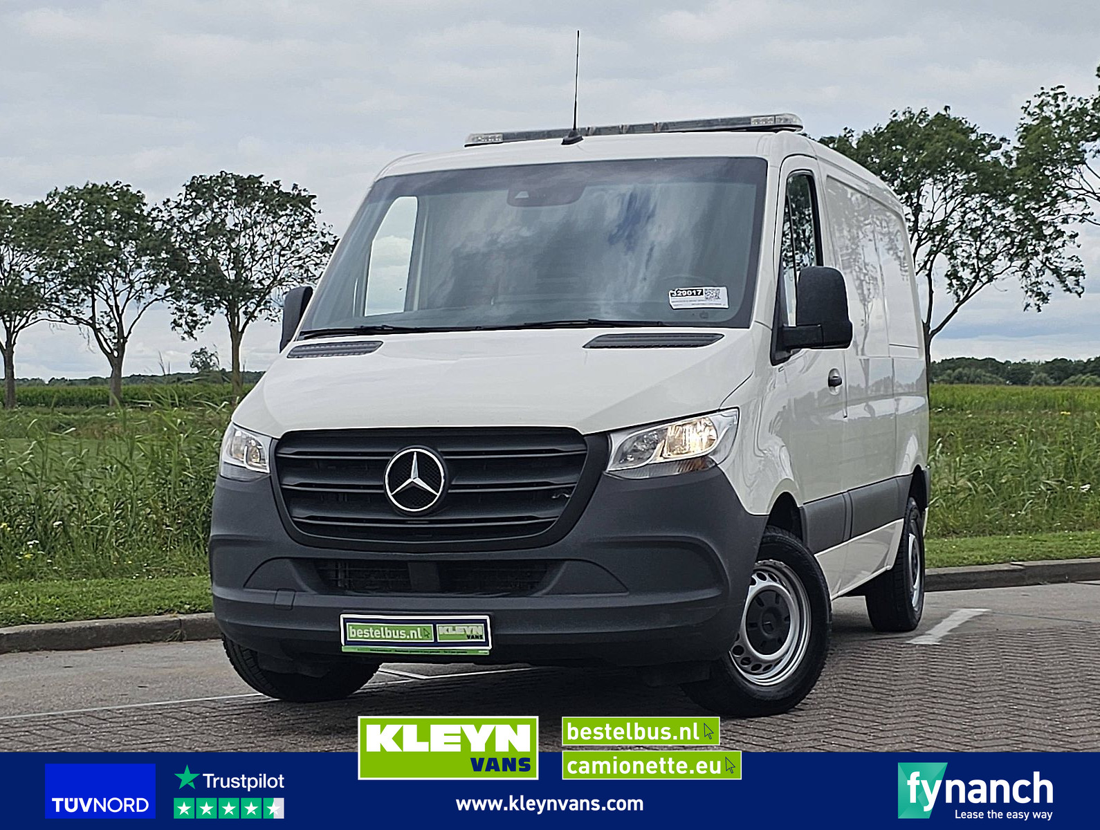 Mercedes-Benz Sprinter 211